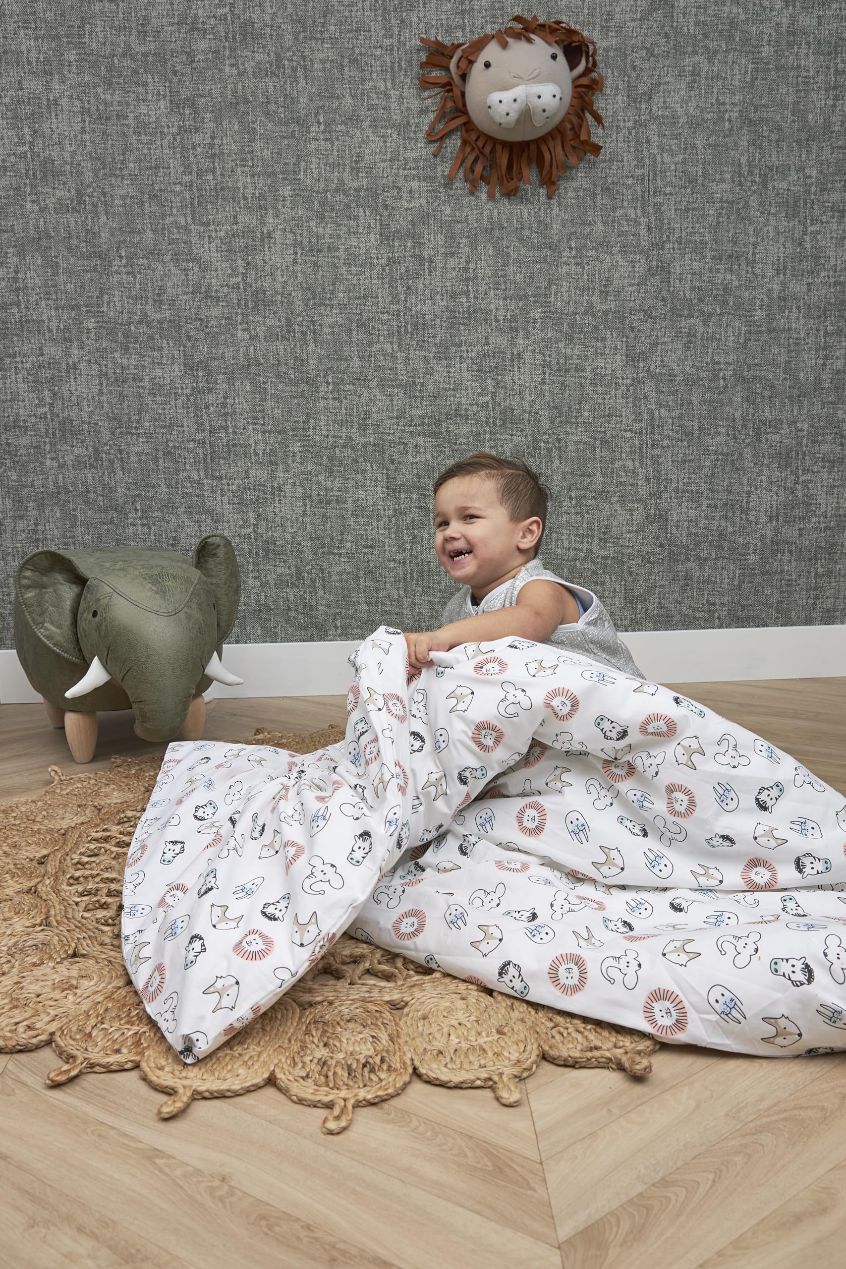 Meyco Baby Bettwäsche fürs Juniorbett - Größe 120x150 cm - Set inkl. Kopfkissenbezug - 100% Baumwolle - Oeko Tex Zertifiziert - weich - atmungsaktiv - waschbar & trocknergeeignet - Animal - Weiß