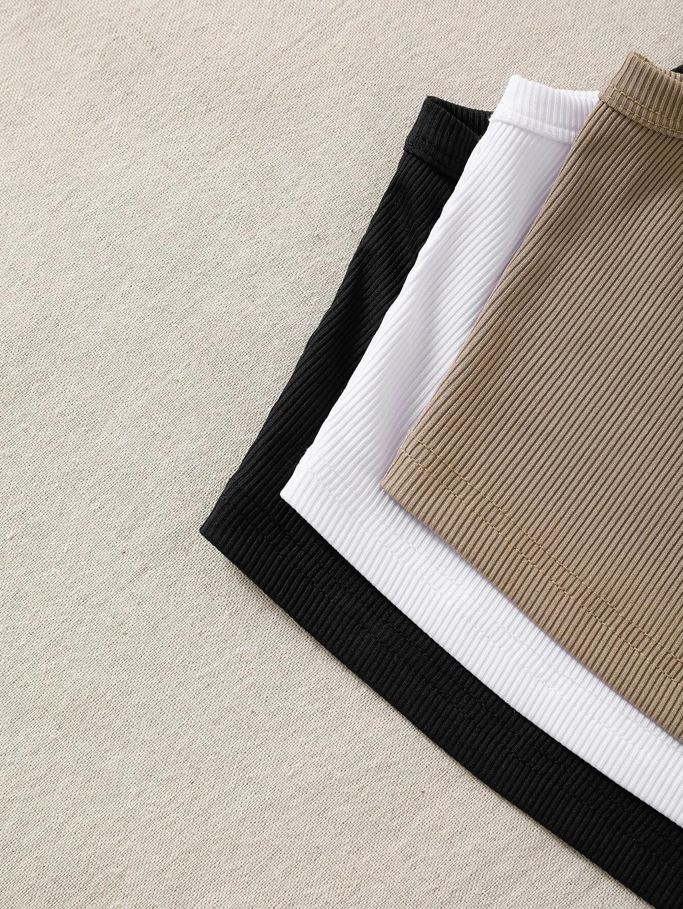 Toochki Top para mujer | Tops cortos de elastano | negro, blanco, beige, gris, corto, occidental, paquete de 3 unidades