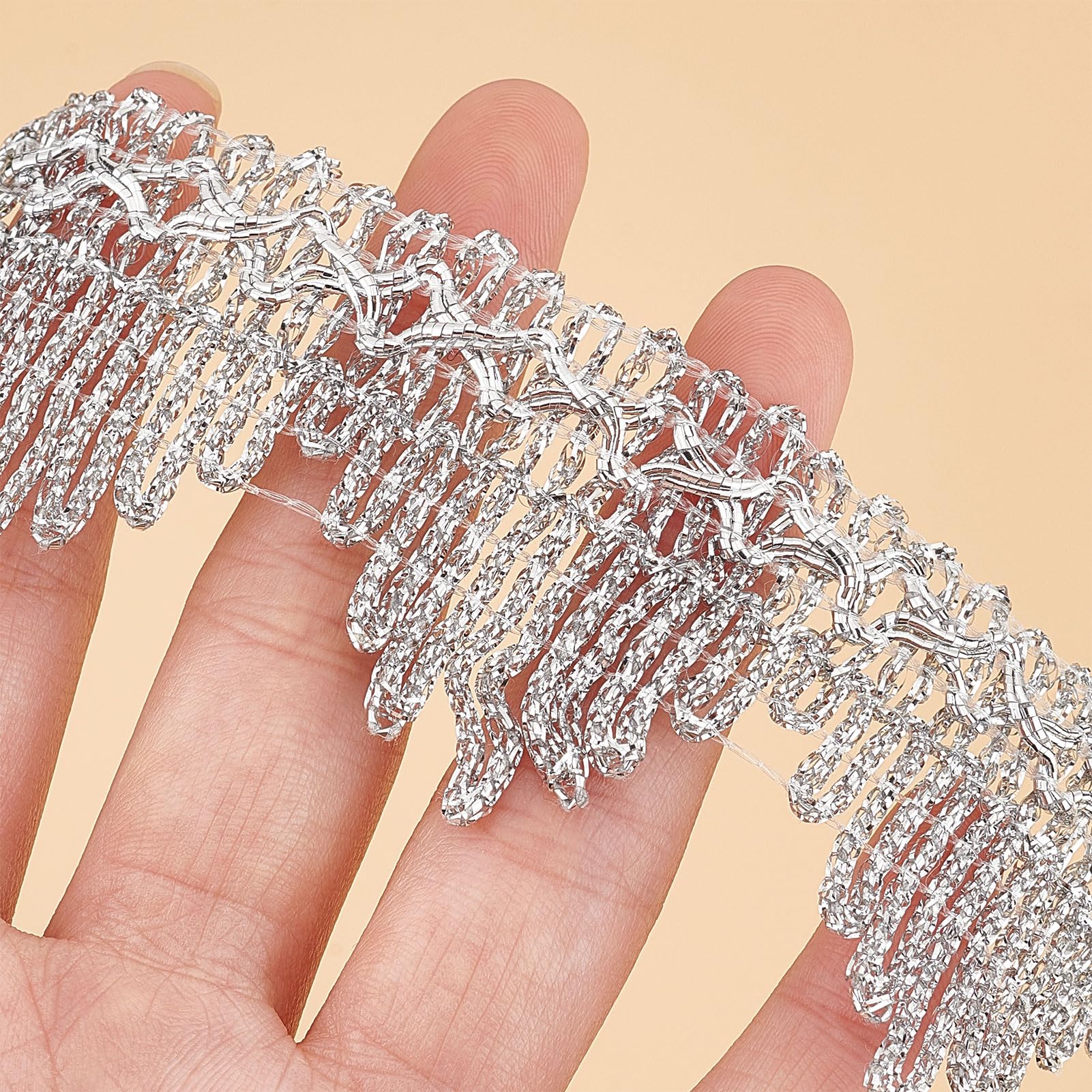 Tessuto in pizzo floreale argento: maglia di paillettes ricamate, pizzo per abiti da sposa - Italia