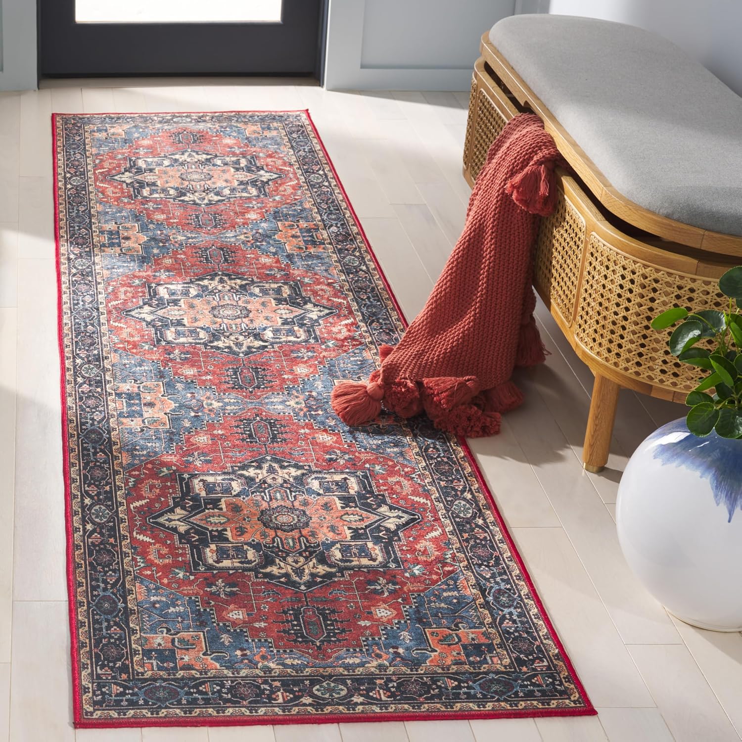 Safavieh Washable Rug Orlando Collection - 5' x 7'6", Rust & Blue, Non-Shedding & Easy to Clean, Ideal for Living Room, Bedroom, Dining Space (ORL762P)
