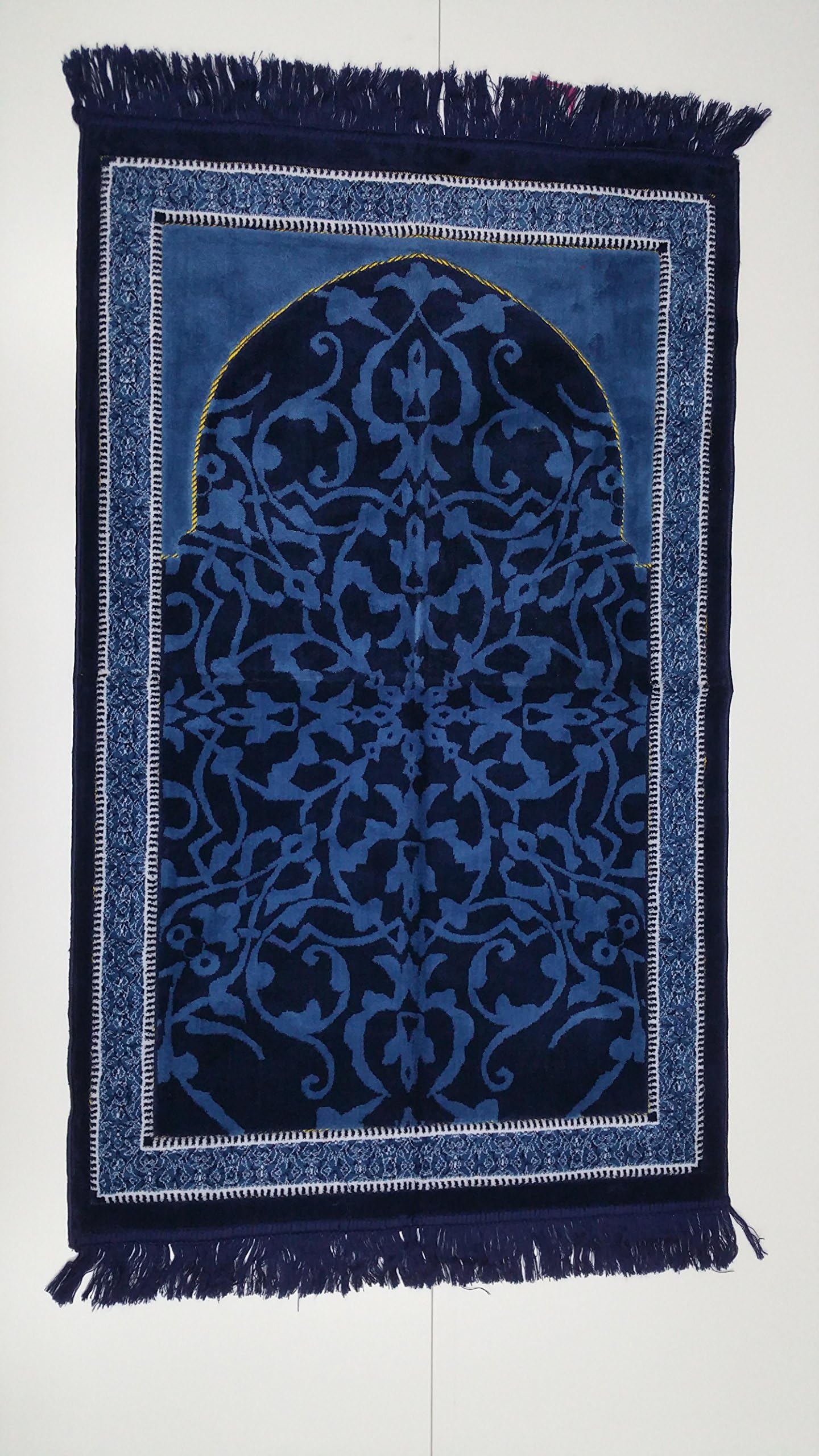 (C44) Big and Soft Extremely beautiful quality prayer mat.by Minwal.made in Saudi Arabia- Adult size-27 INCHES WIDE X 45 INCHES LONG