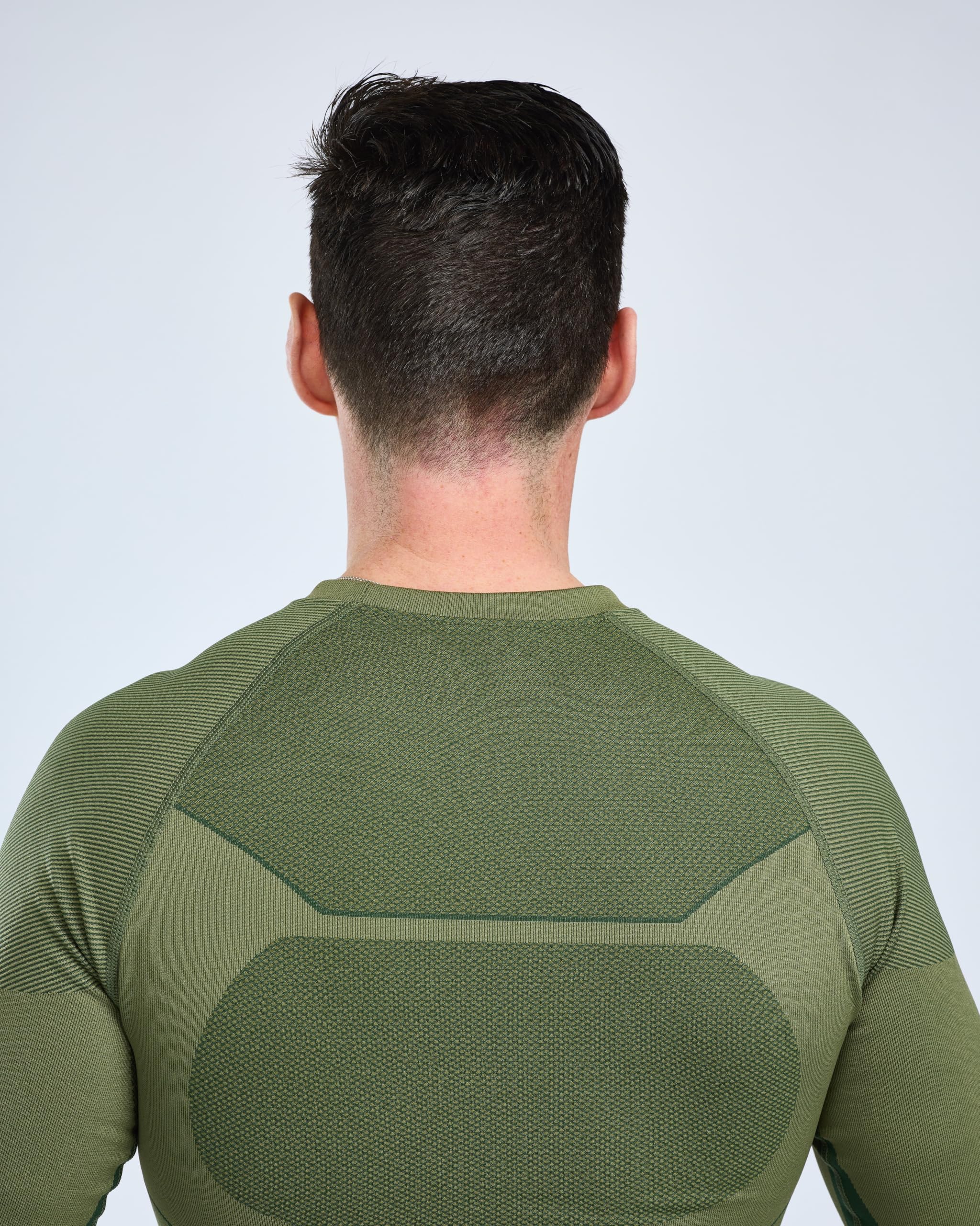 Pinewood Herren Seamless Funktionsunterwäsche Set - Hochelastisches Baselayer Set mit weichem 4-Wege-Stretch-Material und körpernaher Passform - Reguliert Körpertemperatur und Geruch