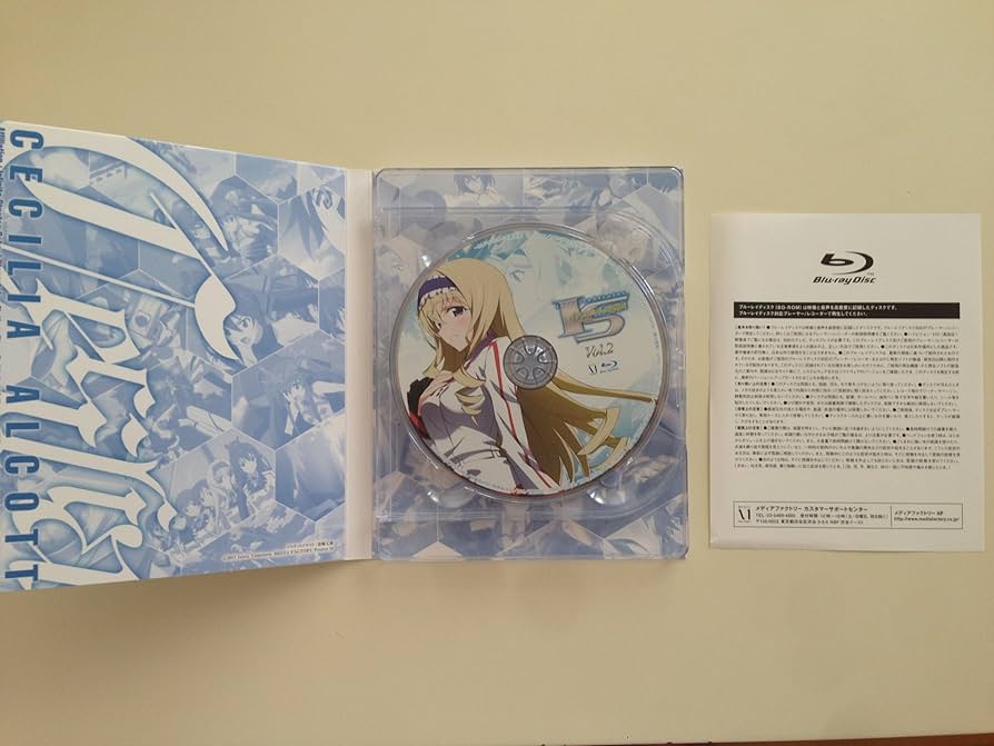 その他 Infinite Stratos Complete Collection [Blu-ray] [Import] tf8su2k Infinite Stratos (Season 1) Collection | Sentai