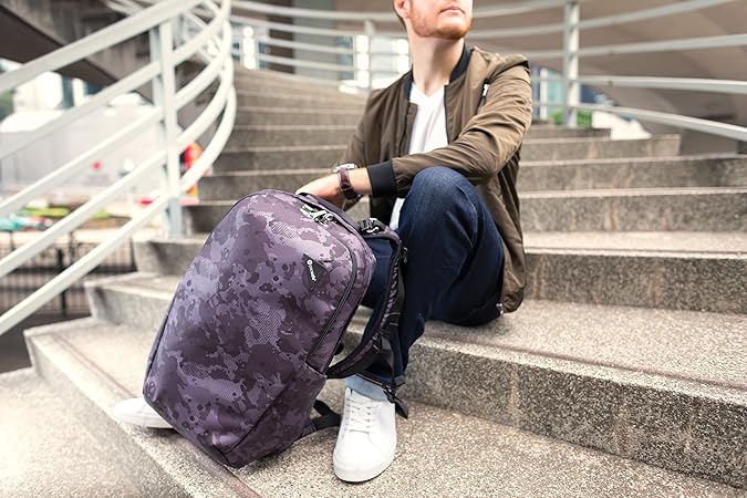 Amazon | [パックセーフ] ECONYL バイブ25 Vibe 25 リュックサック 25L