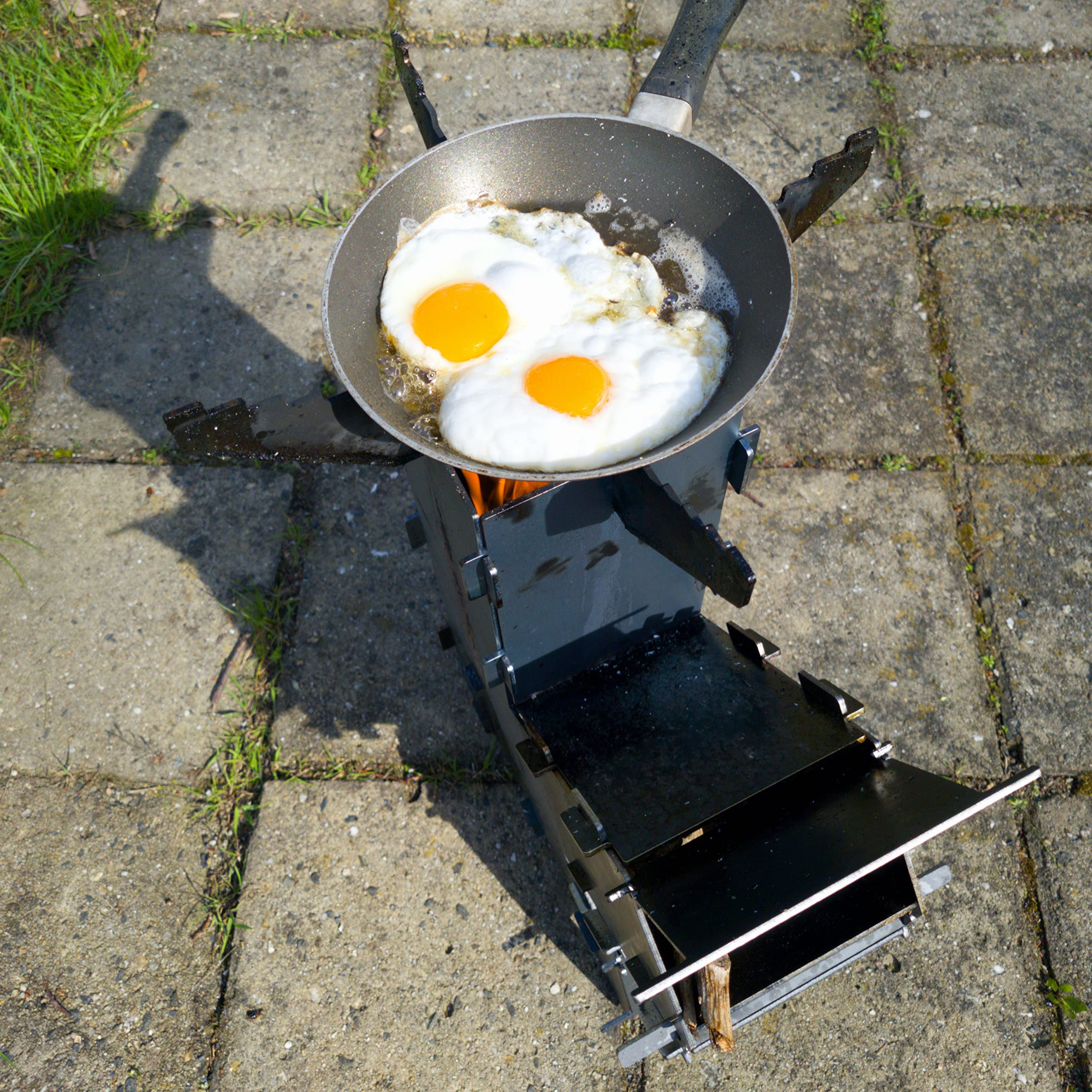 Fire World Poêle à fusée Rocket Stove - Système d'emboîtement en acier massif de 3 mm d'épaisseur - Pour barbecue, fusée, poêle à bois, camping, barbecue de camping - Fabriqué en Allemagne