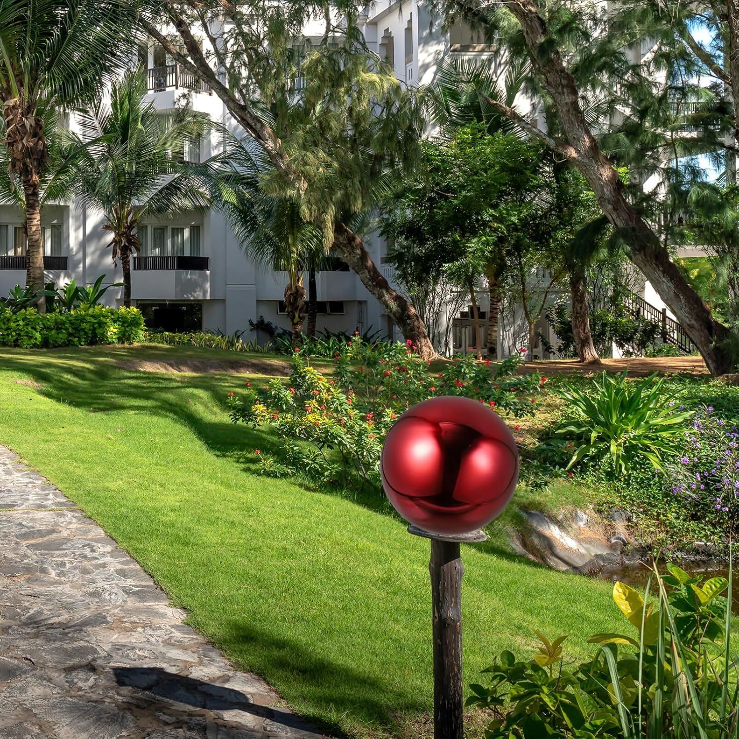 DULAI Stainless Steel Mirror Ball Garden Gazing Ball Hollow Mirror Globe Reflective Smooth Balls 13.5mm Polished Shiny Sphere for Garden Home Outdoor Decorations
