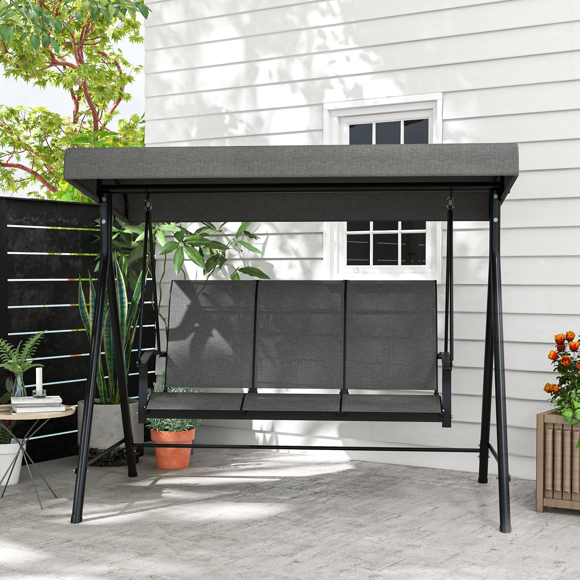 Outsunny Dondolo da Giardino 3 Posti con Tettuccio Parasole Regolabile, Dondolo da Esterno con Seduta Traspirante a Rete e Piedini Antiscivolo in Poliestere e Metallo, 200x133x176 cm, Grigio Scuro