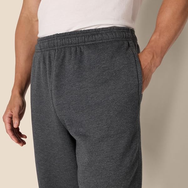 Amazon Essentials Pantaloni Sportivi in Pile con Fondo Aperto (Disponibili in Taglie Extra Forti) Uomo - 4