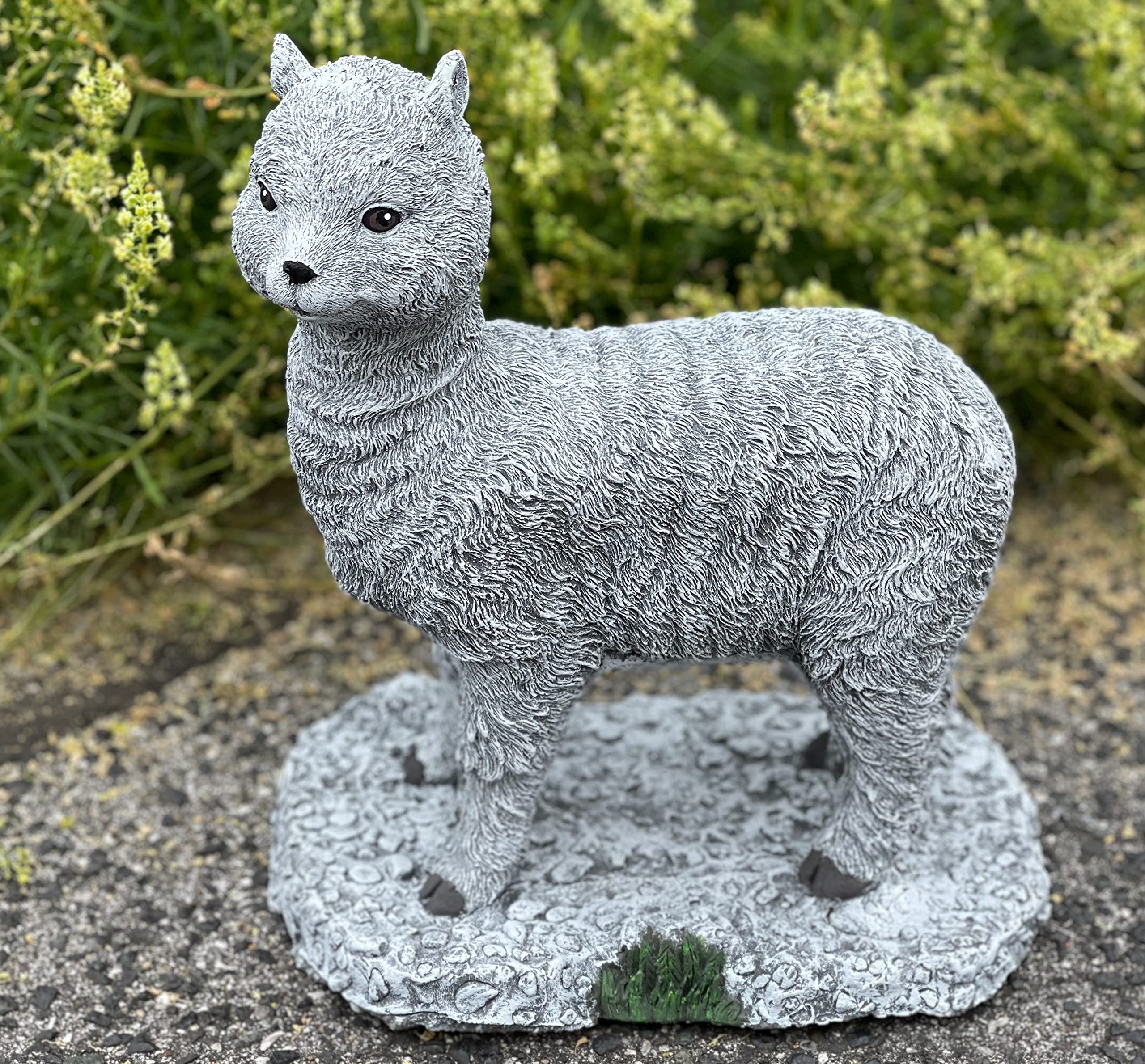 stoneandstyle Steinfigur Alpaka frostfest Steinguss Gartenfigur wetterfest