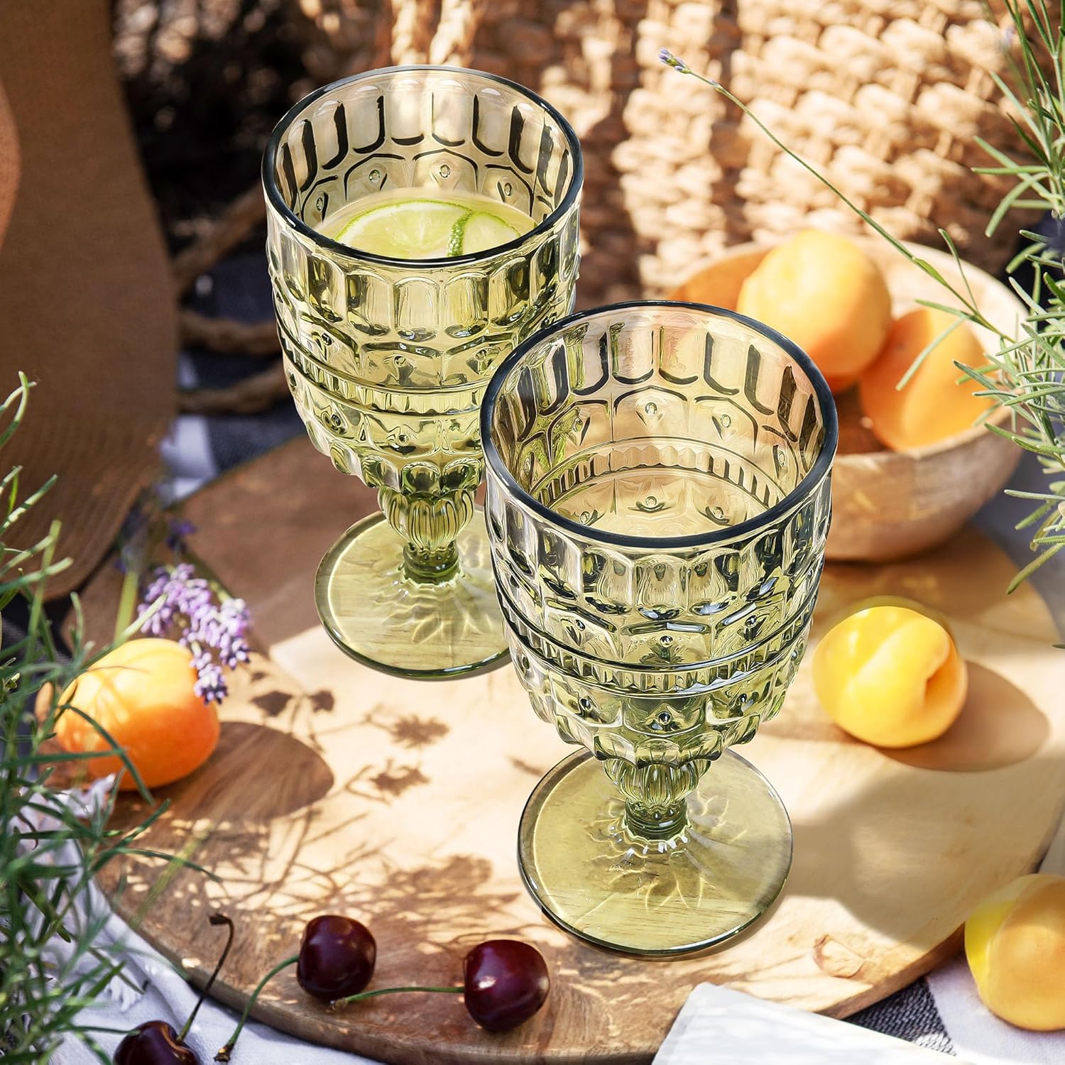Joeyan Green Vintage Glass Wine Goblet,Embossed Stemmed Wine Glasses with Crown Patterns,Colored Drinking Glasses for Christmas Party Wedding,10 oz,Set of 4, Dishwasher Safe