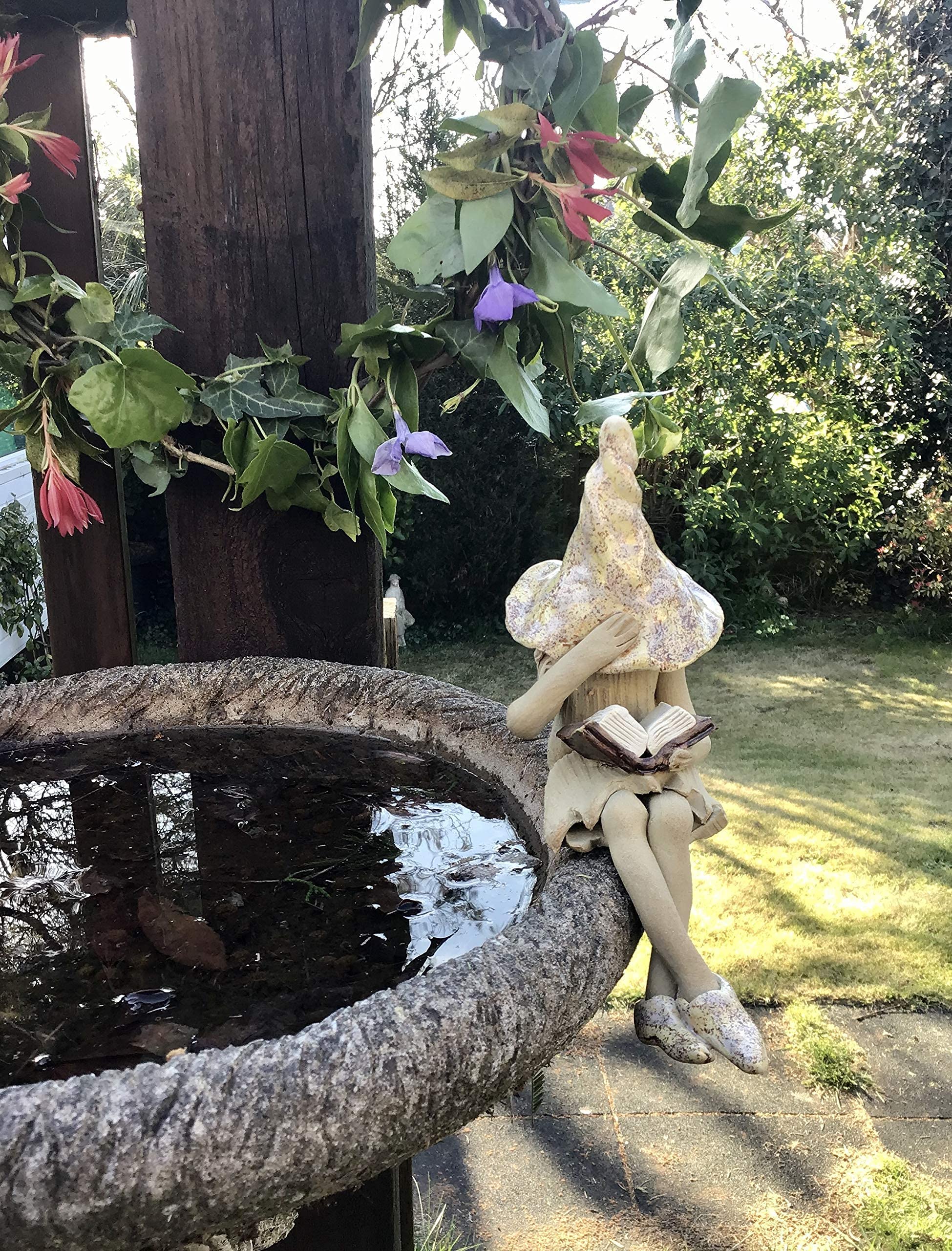 Fairy garden shy fairy figurine, pixie plant pot ornament reading her book, speckled cream, Small - Image 3