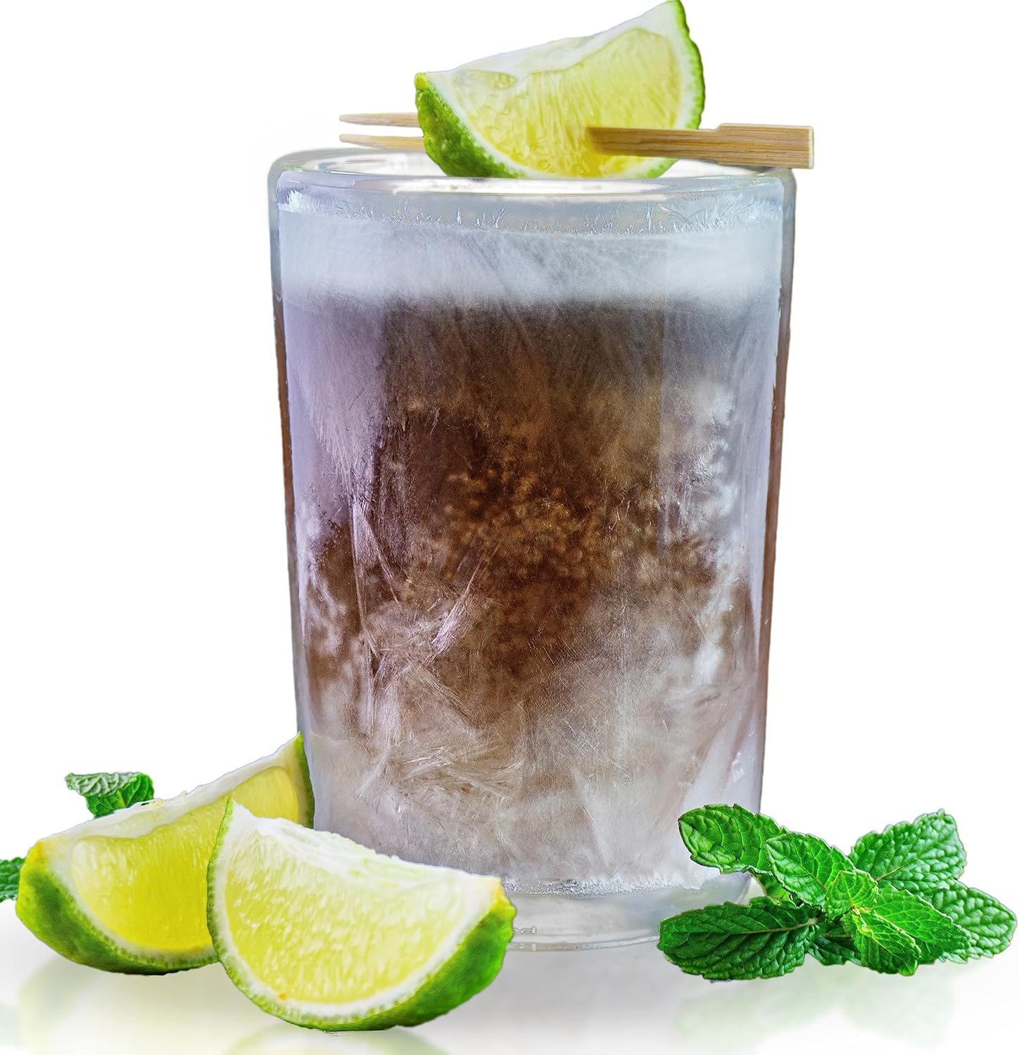 Selfcooling drinking cup from CoolDownDrink, ice cubes, cool