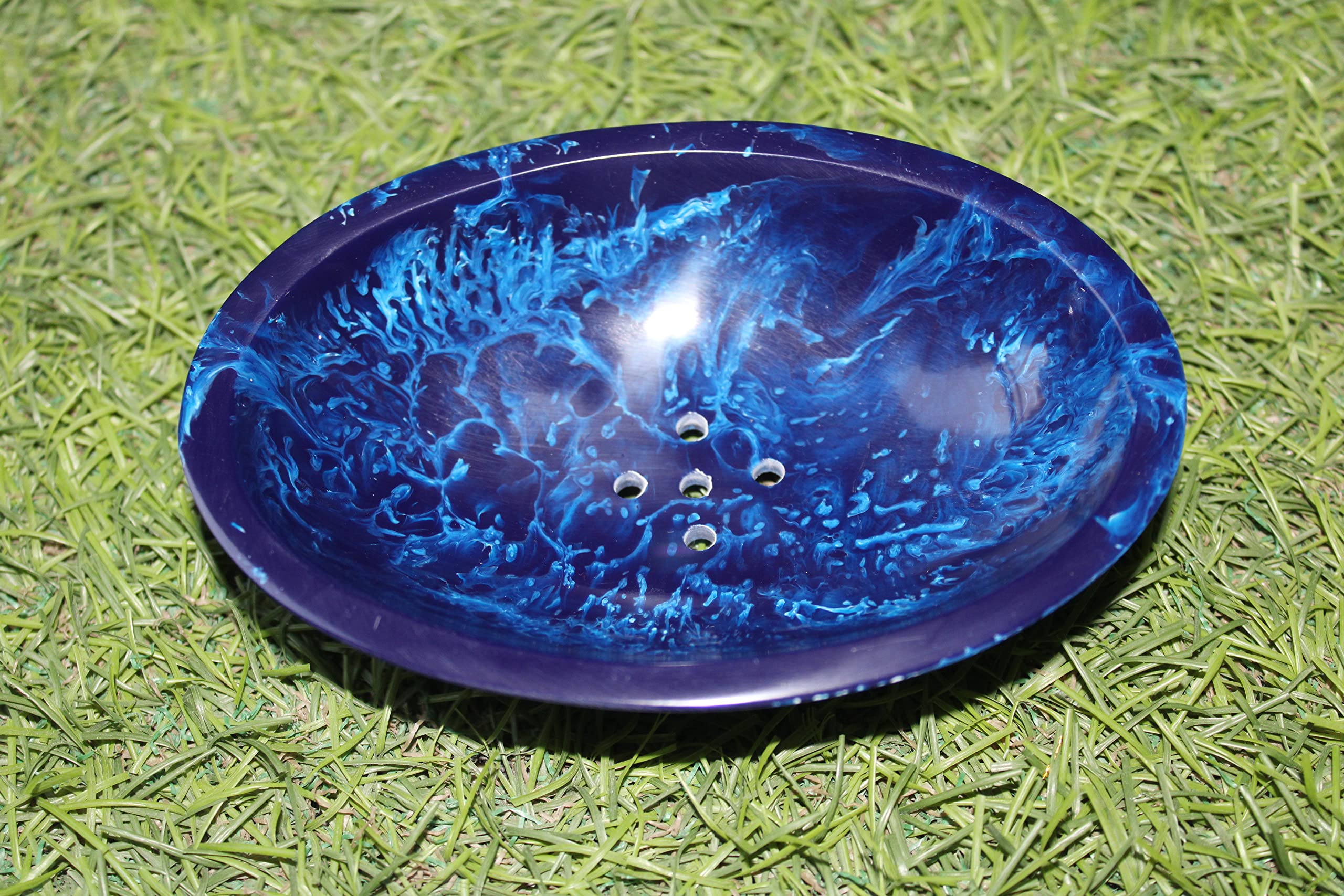 Wonderlist Handicrafts Draining Soap Dish, Premium Resin Soap Holder, Soap Saver for Shower, Bathroom, Kitchen, Bath Tub, Razor, Sponges, Easy Clean with a Little Water, Extend Dish Life (Blue)