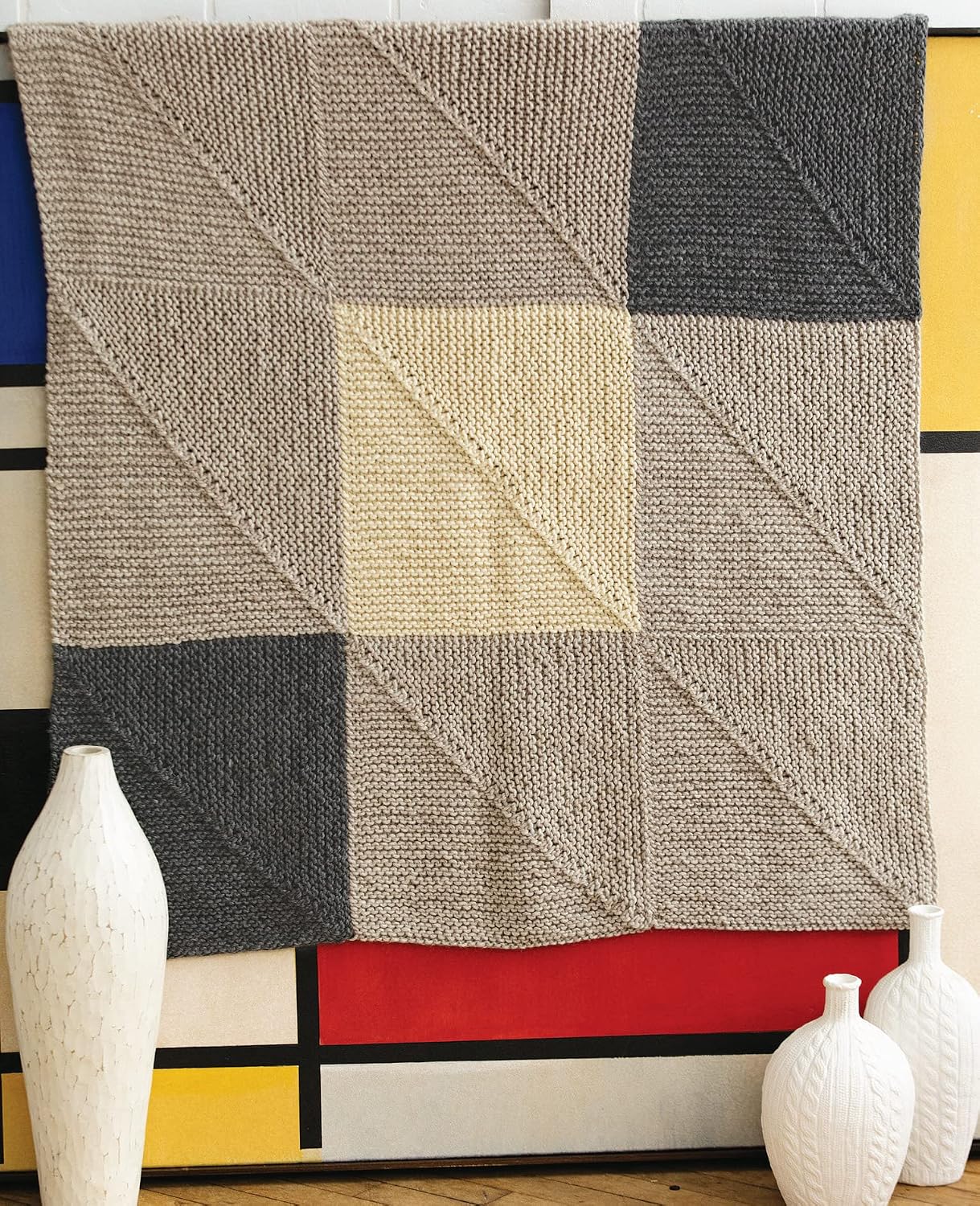 Cuddleworthy Knits: 25+ Blankets & Pillows for Cozying Up