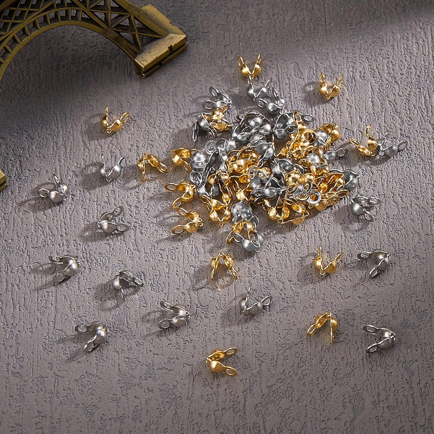 LiQunSweet 200 Pcs 2 Colors 304 Stainless Steel Bead Tips Calotte Ends Fold-Over Clamshell Knot Cover Knots & Crimp Ends Caps for Jewelry Making