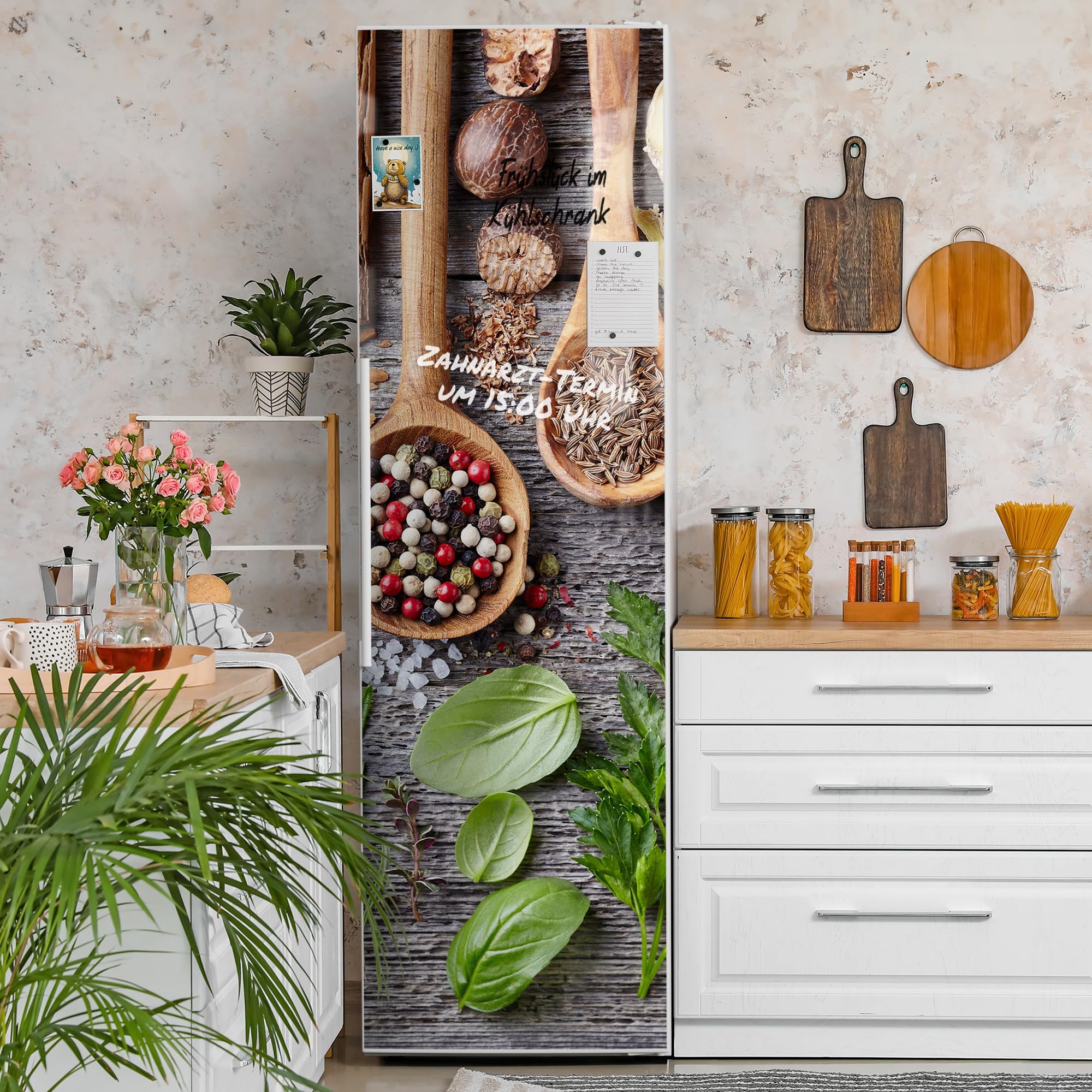 DEQORI Folia magnetyczna do lodówki 60 x 200 cm | motyw zdobiona łyżka kuchenna | dekoracyjna mata magnetyczna ochrona przed zamrażarką | magnetyczna folia dekoracyjna, samoprzylepna, magnetyczna i do