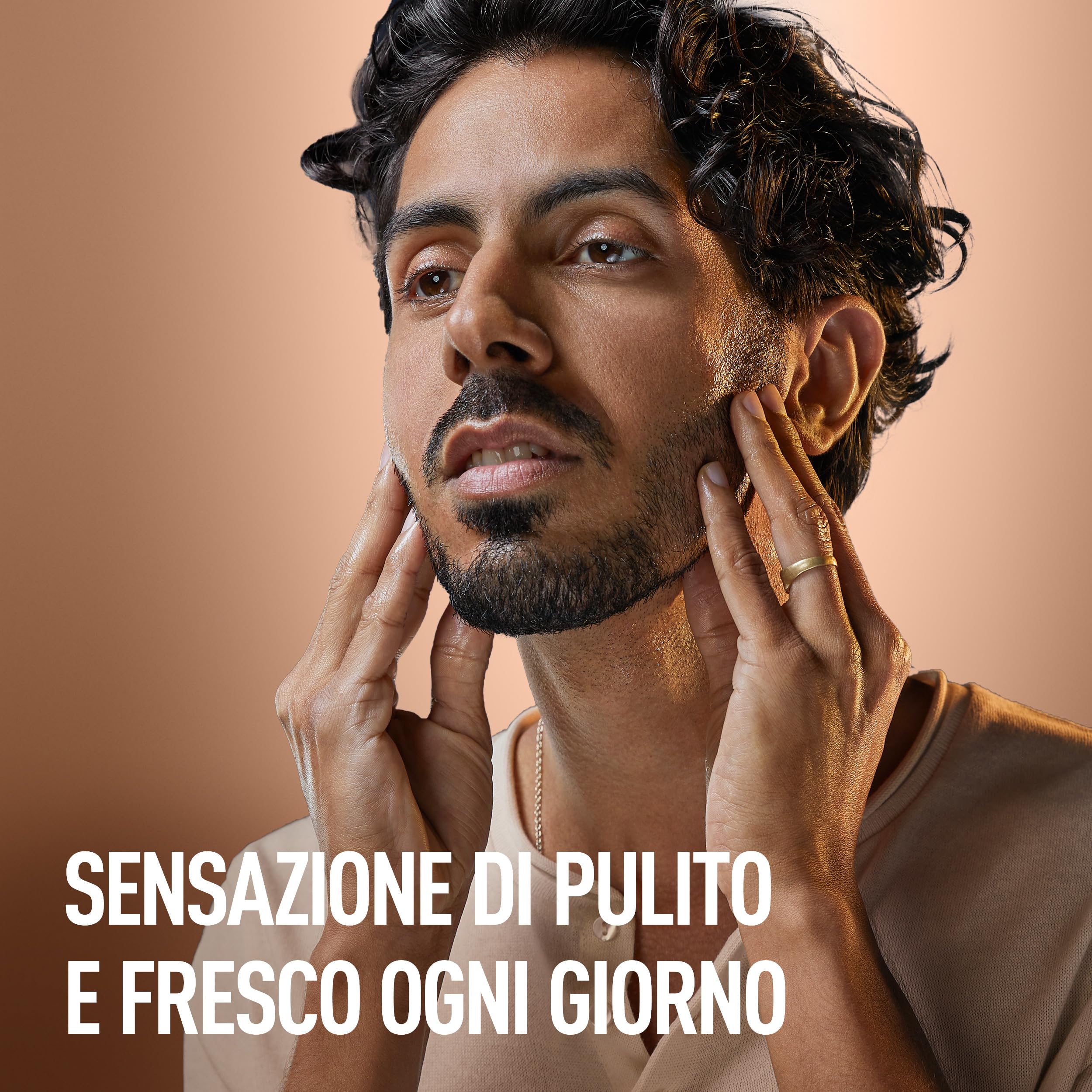King C. Gillette Detergente Viso Uomo 3 in 1, Sapone Barba, Viso e Capelli, Pulizia e Freschezza, Profumazione King C., Cura della Barba, Idea Regalo Uomo