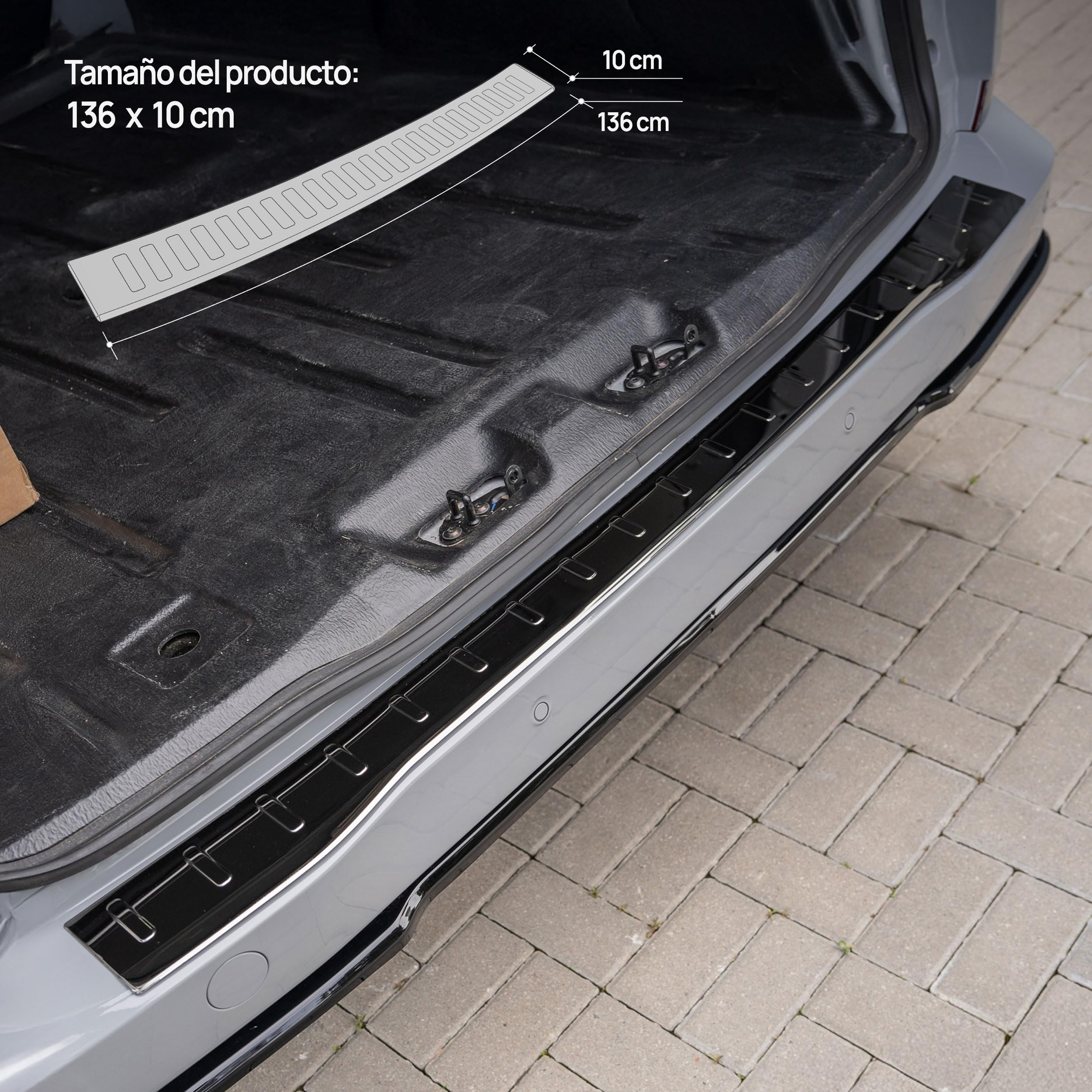 CHROMEMASTER | Protector de Parachoques Trasero Compatible con Ford Tourneo Custom 2023+; Acero Inoxidable, Pulido, Cromo Negro; Tira Protectora Protege la Pintura del Parachoques Trasero de Daños