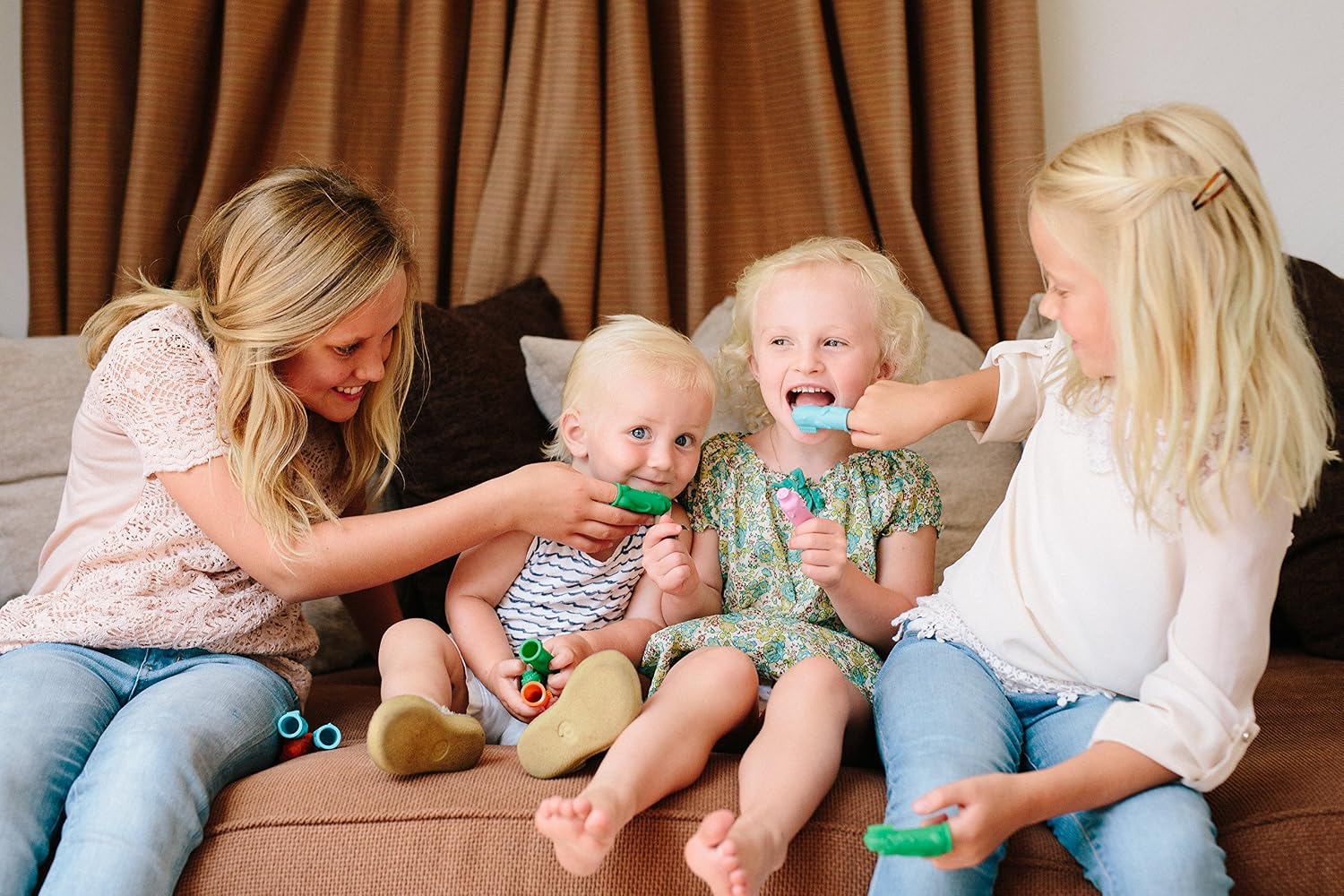 The Brushies Chomps & Willa Baby & Toddler Toothbrush 2-Pack & Storybook Set/Dental Item and Book/Youth Tooth & Gum Care/Ages 4 Weeks to 4 Years