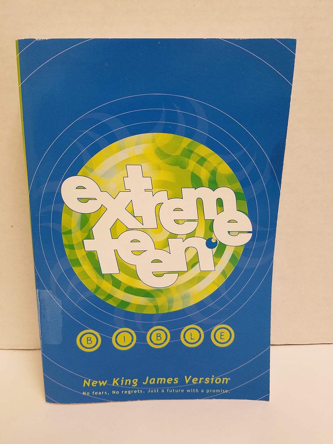 Extreme teen bible new king james version thomas nelson 9780718001643