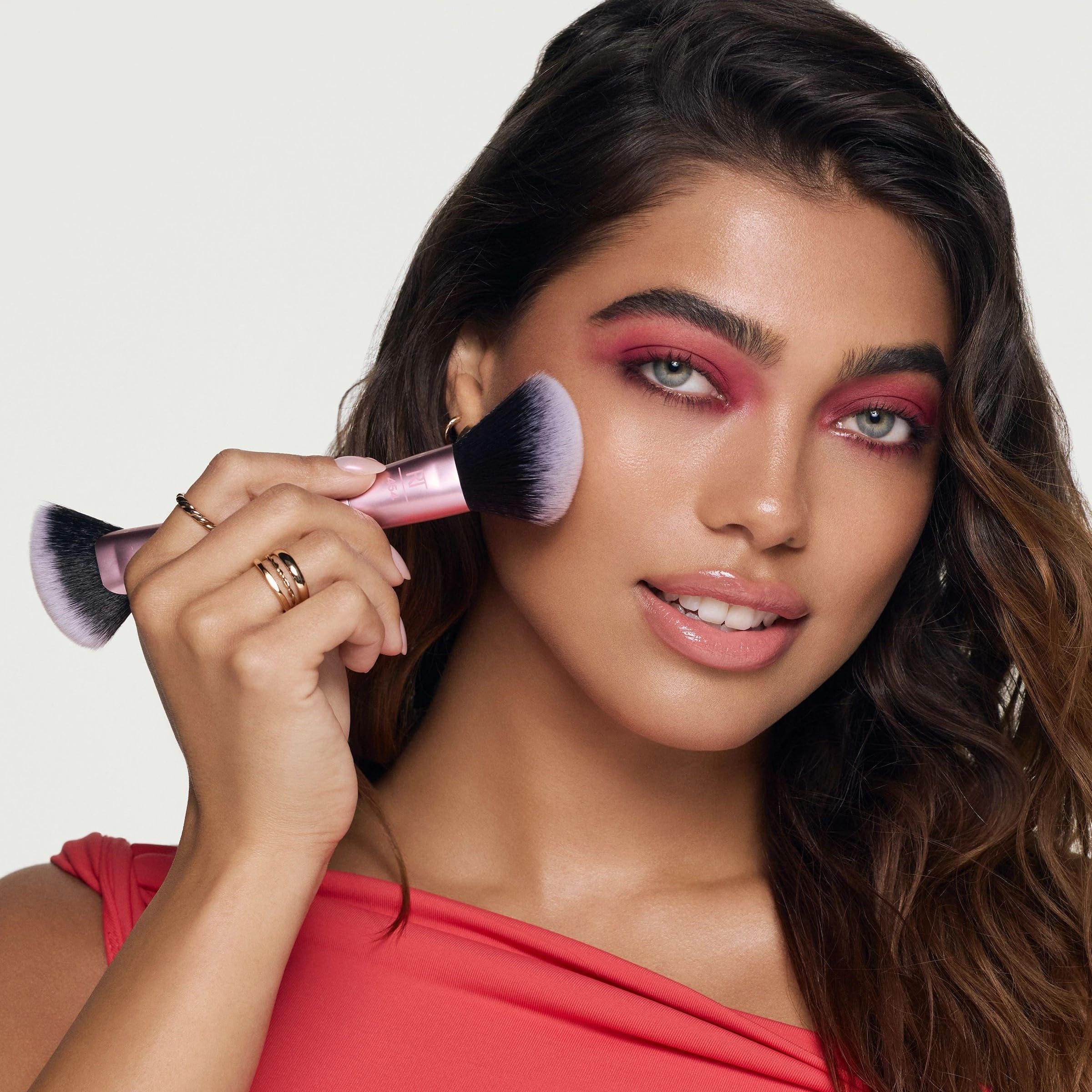 Real Techniques Bubble Blending Makeup Brush, Multipurpose Foundation Brush For Liquid, Cream, & Powder Products, Unique Round Brush Head, Synthetic Bristles, Vegan & Cruelty Free, 1 Count: Big Blends Energy Kit