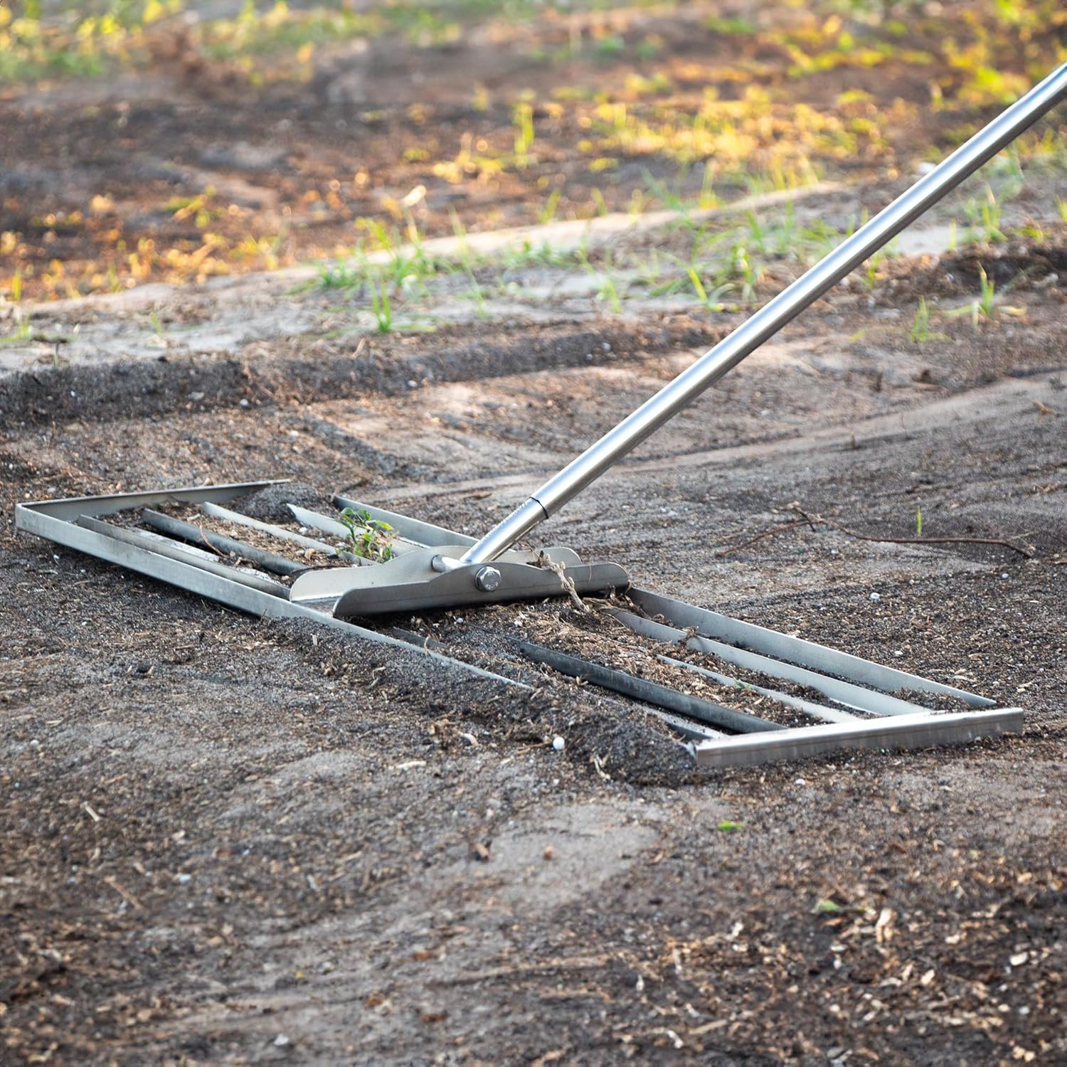 Varomorus Stainless Steel Lawn Level Rake - 30" Professional Yard, Garden, and Lawn Leveling Tool with Long Handle, Ideal for Grass, Golf Fields, and Soil Surfaces