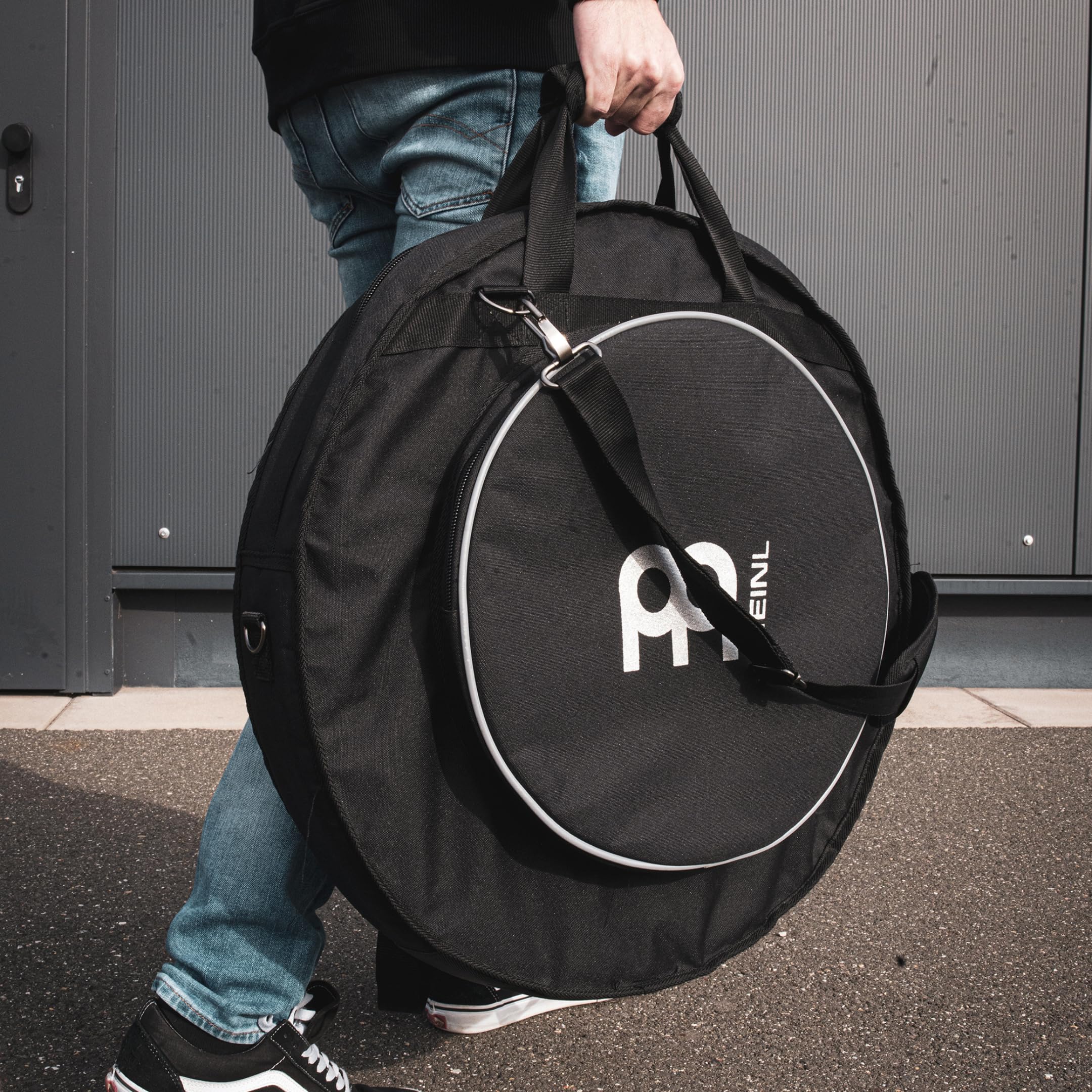 Meinl Cymbals Pro Cymbal Backpack Schlagzeug Becken Tasche 22 Zoll (55,88cm) Gig-Bag mit Hihat Fach, Außentasche, Rucksack Gurt und starkem Tragegriff – Drum Zubehör (MCB22-BP)