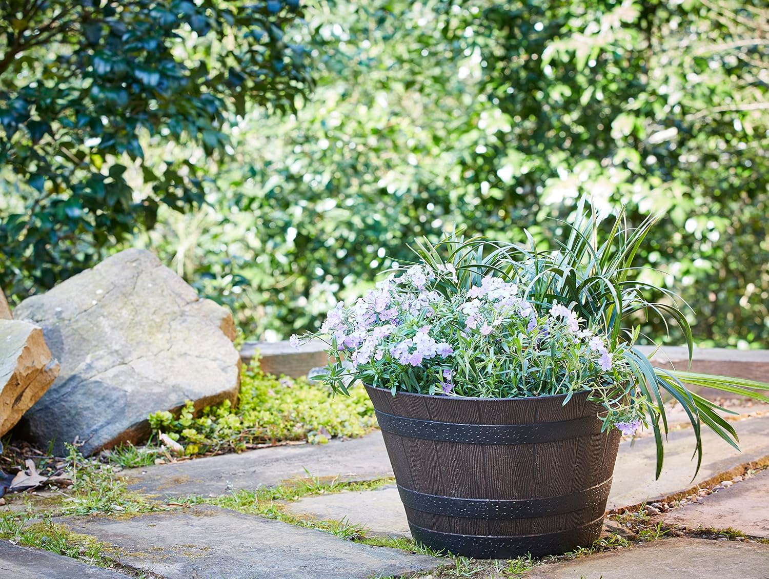 Southern Patio 22.5" Whiskey Barrel Outdoor Planter with Wheels, Drainage Hole & Plug, 69.34 qt. Capacity