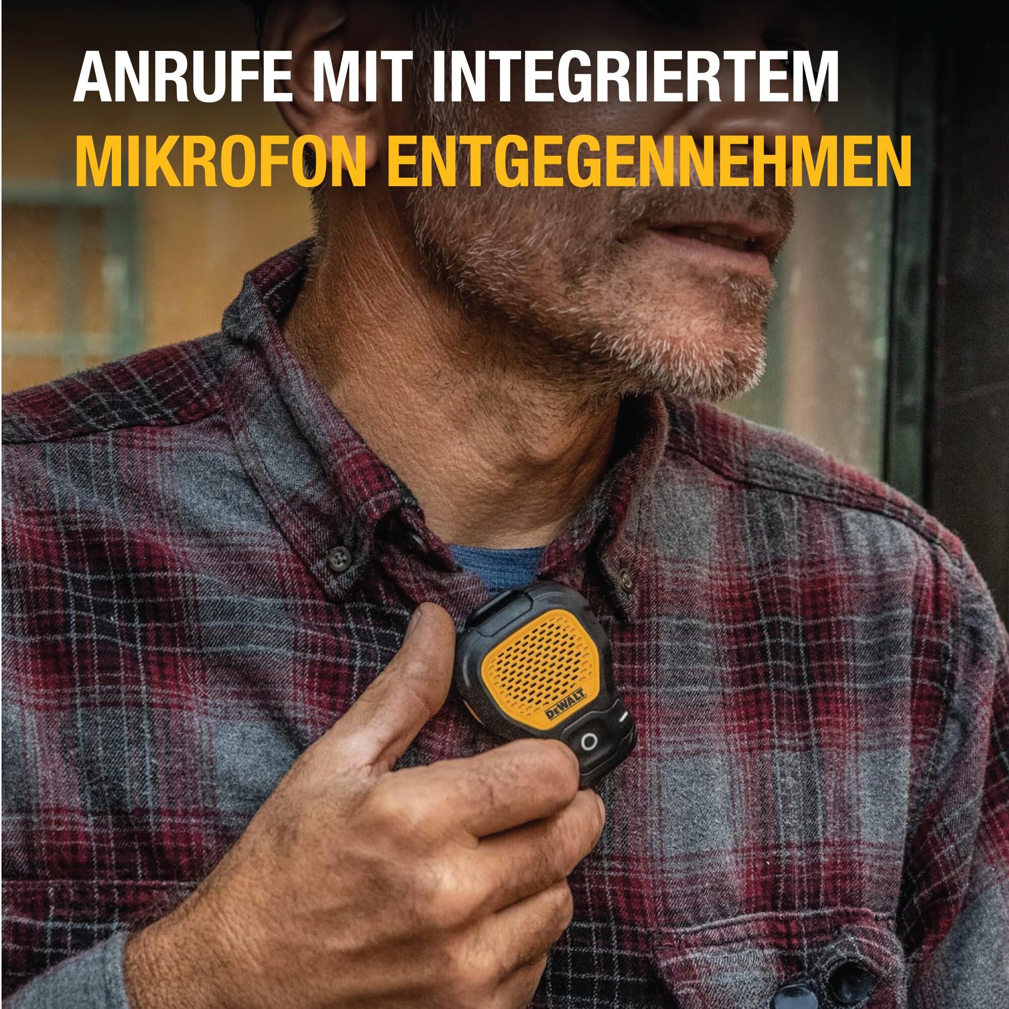 DEWALT Wearable Bluetooth Tragbarer Lautsprecher – Magnetischer Clip-On Wireless Speaker, Jobsite Pro, wasserresistent, Hands-Free Musik & Anrufe, Outdoor & Baustelle, Gelb