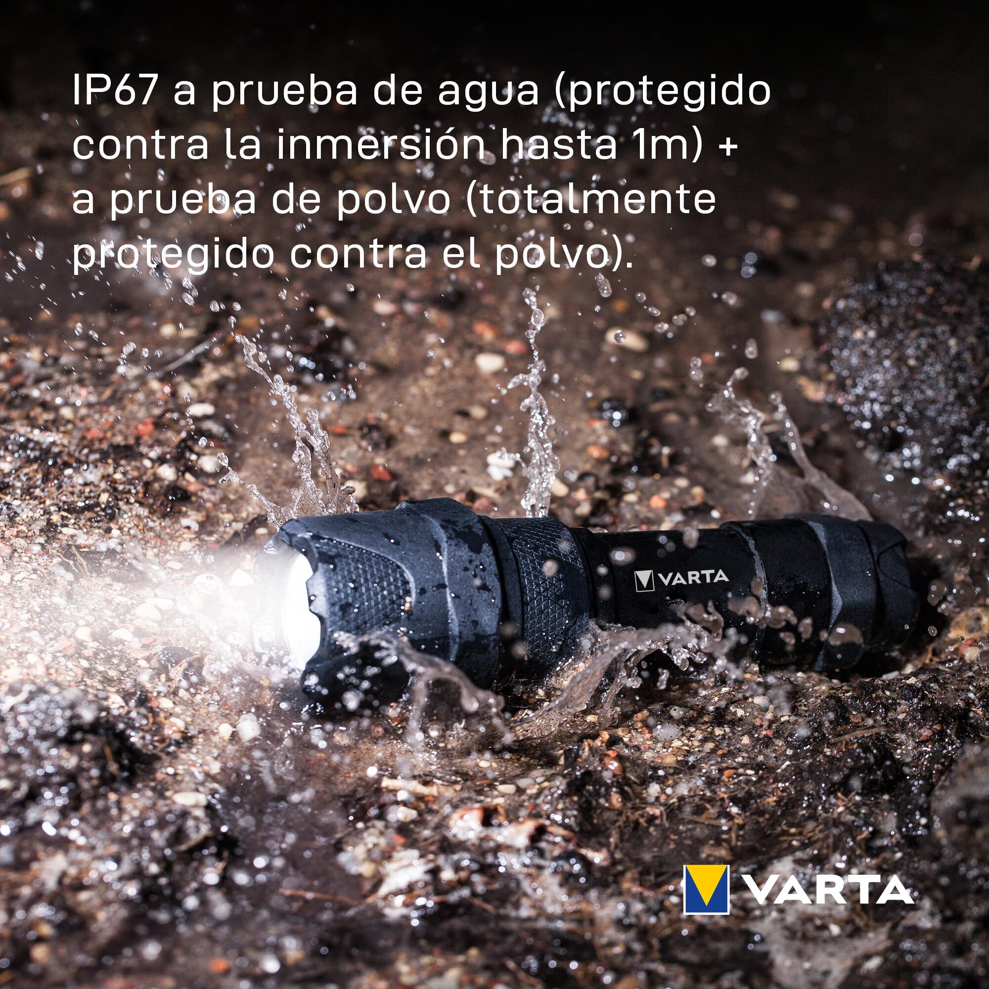 VARTA Indestructible F10 Pro 3,5 Vatios LED Linterna/Linterna de trabajo, incluye 3 pilas AAA de larga duración, resistente al agua y al polvo, absorbe impactos, carcasa de aluminio anodizado, negro