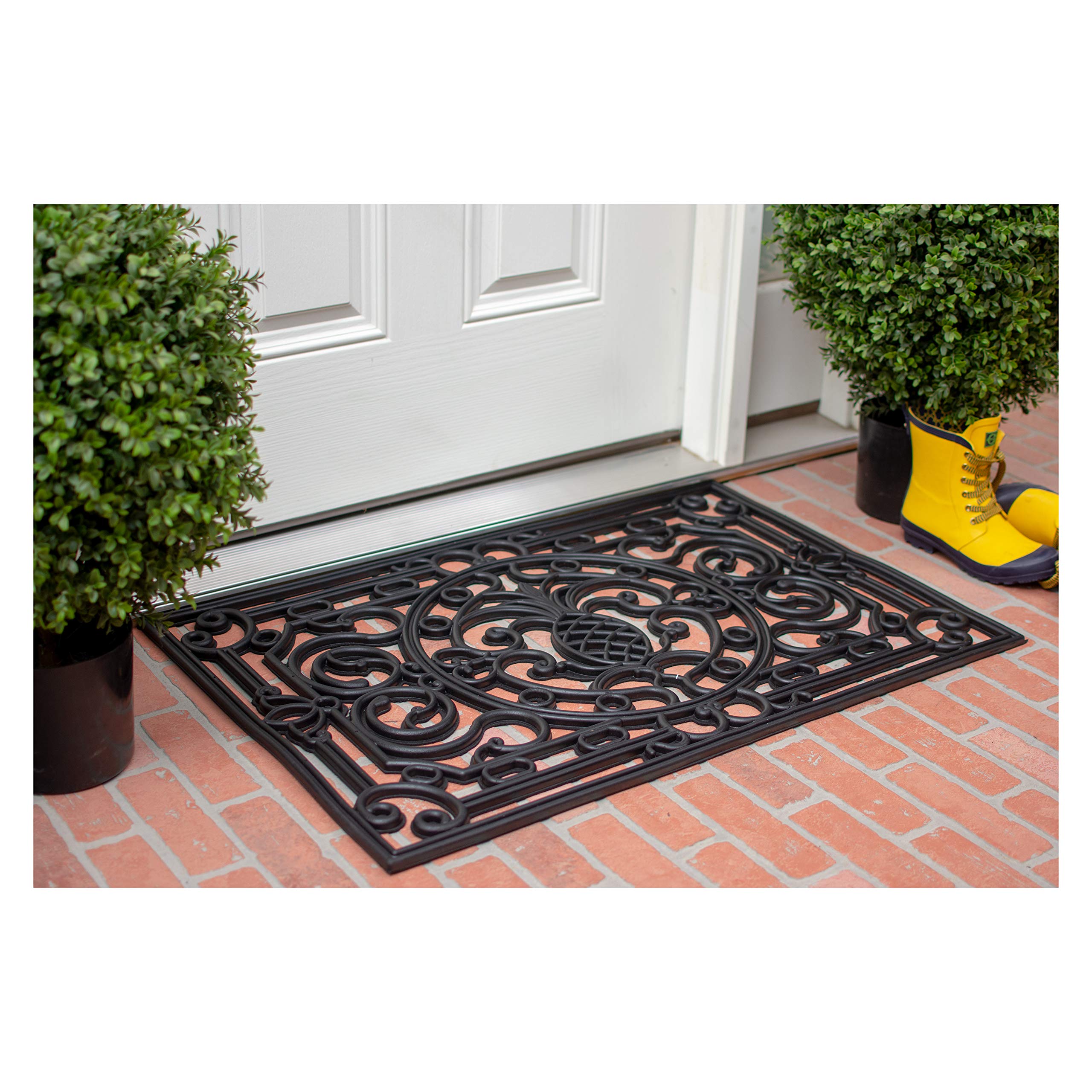 Calloway Mills 900082436 Pineapple Heritage Rubber Doormat, 2' x 3', Black