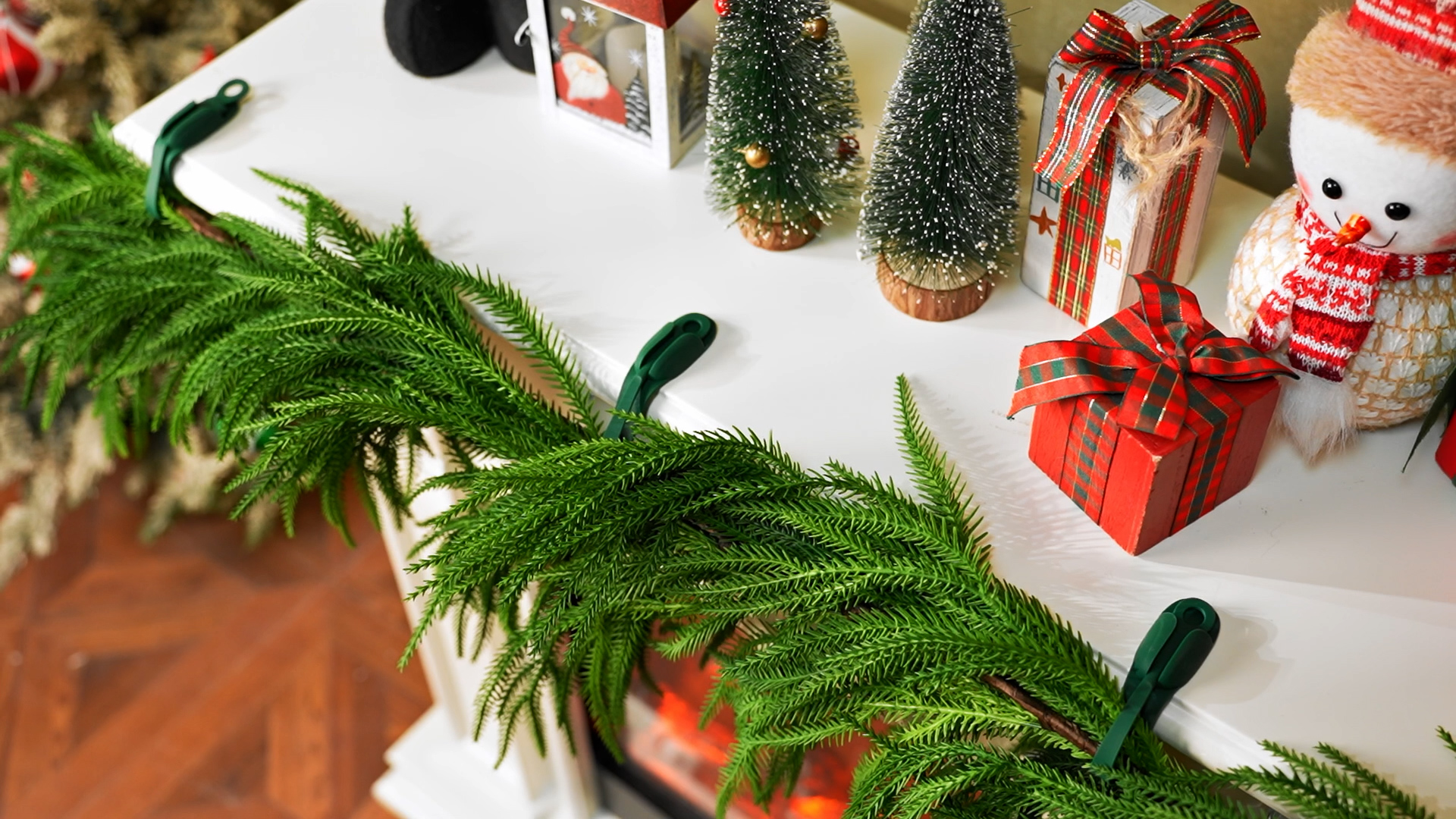 Amazon.com: Relaxweex 12 Pcs Garland Hanger for Mantle No Drill