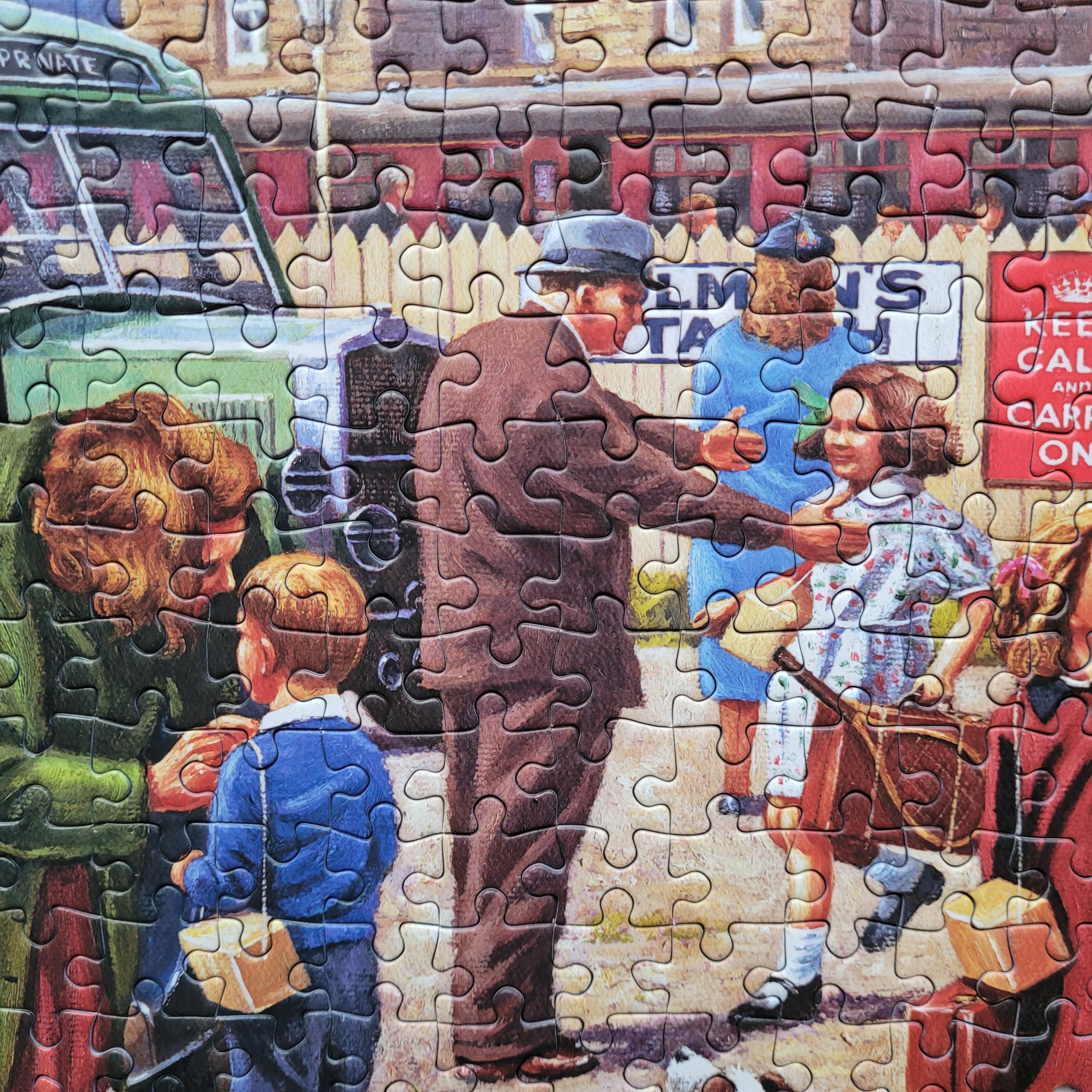 Gibsons The Evacuees - Rompecabezas de 4 x 500 Piezas | Juego de Cajas múltiples | Rompecabezas Tradicional sostenible nostálgico británico para Adultos y Adolescentes | Tablero 100% Reciclado de