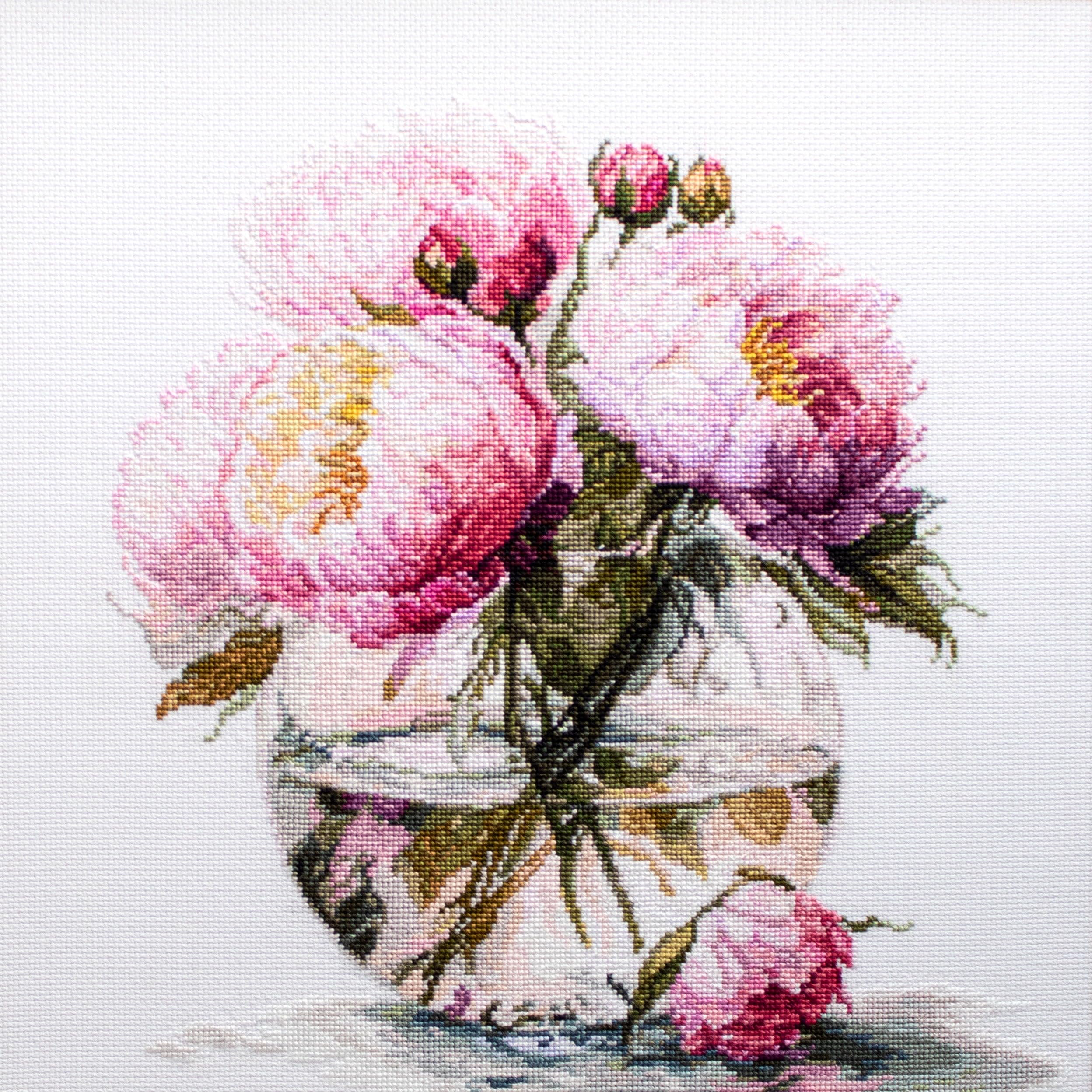 Amazon.com: Cross Stitch Kit Luca-S - Bouquet of Peonies