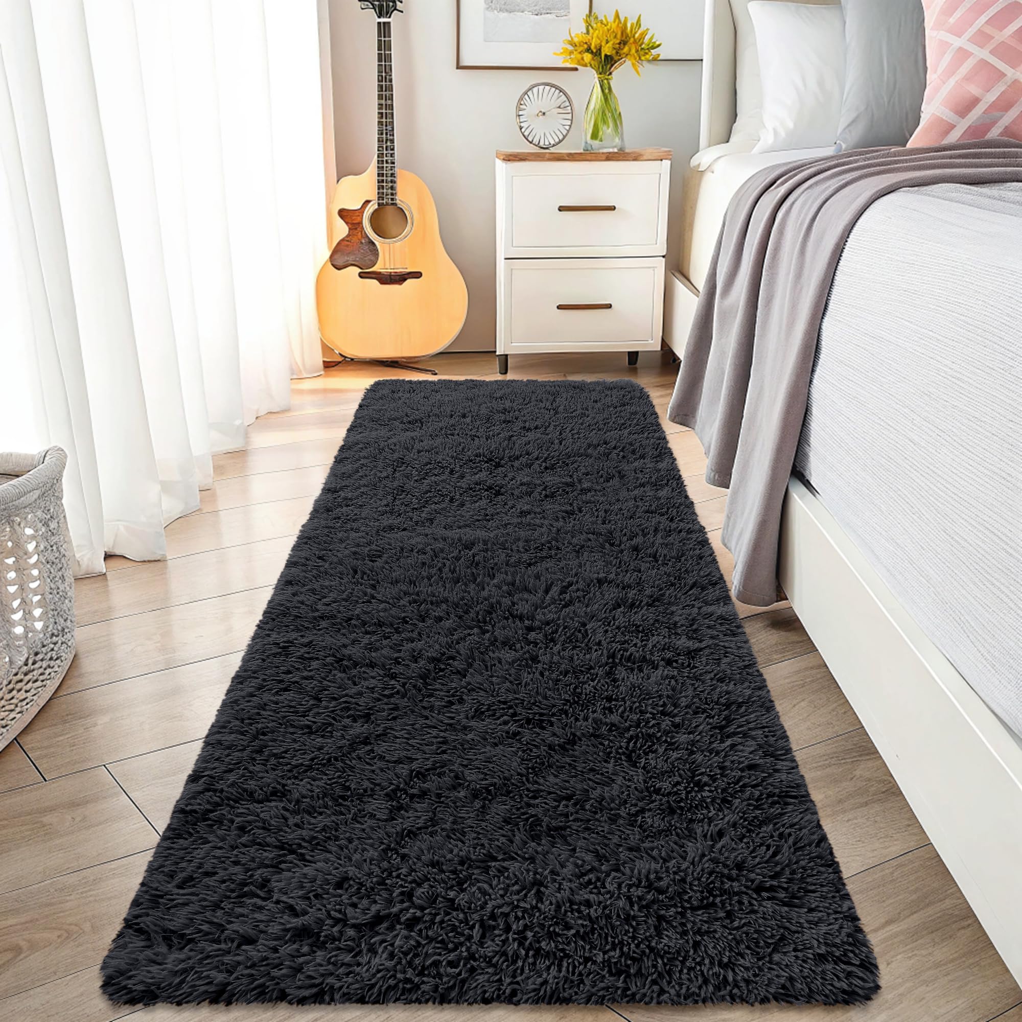 smiry Fluffy High Pile Rugs Living Room, Anti Slip Shaggy Soft Carpet, Machine Washable Modern Large Thick Area Rugs for Bedside, Kids Bedroom - Black, 90 x 210 cm