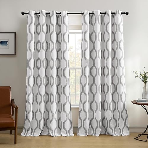 Miniatura 11 de Elrene Home Fashions Renzo Ikat - Cortina geométrica para oscurecer la habitación, cortina para sala de estar y dormitorio con ojales, 52 x 95 Gris