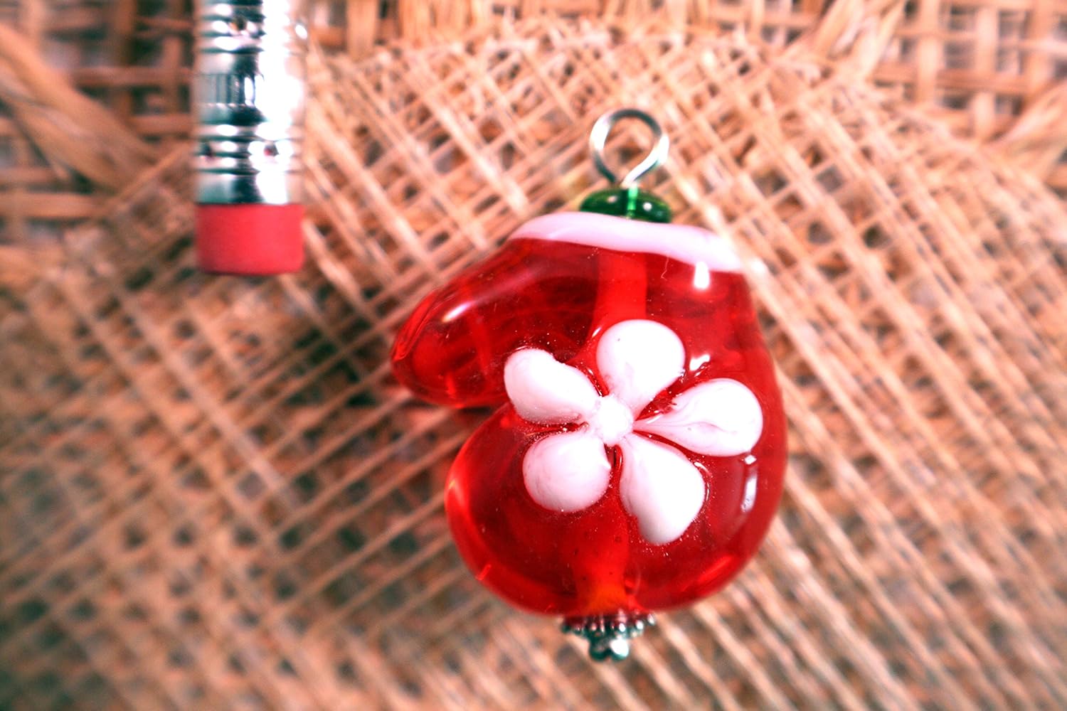 Christmas Mitten Lampwork Glass Bead/Pendant/Charm(Pack of 6 beads)