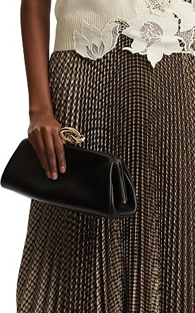 Knot Clutch