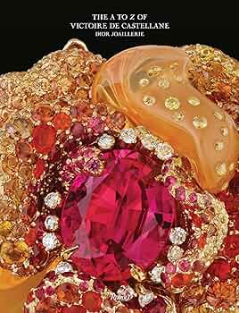 DIOR JOAILLERIE  31cm×24cm 大型本 Amazon | Dior Joaillerie: The A to Z of Victoire de Castellane