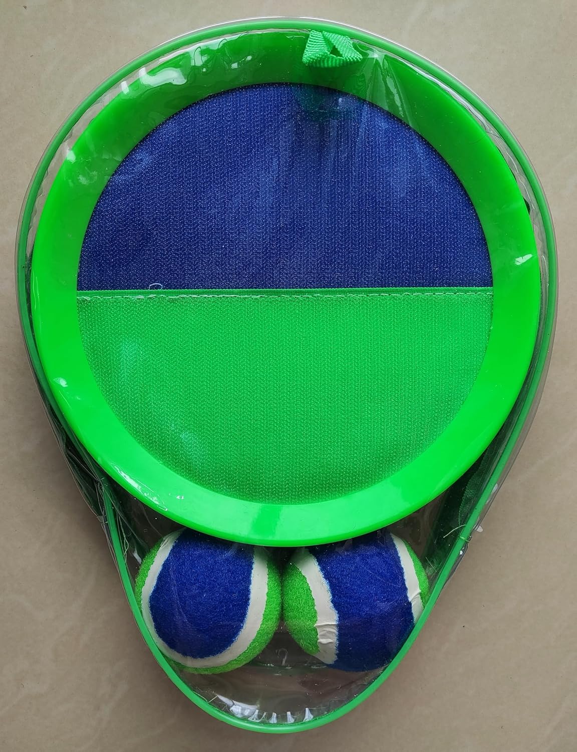 AppleRound Toss and Catch Velcro Ball Set (Hook and Loop), Kids Outdoor Games, Beach Toys, Backyard Sports, Paddle Ball Games (Pack of 2 Paddles and 2 Balls)