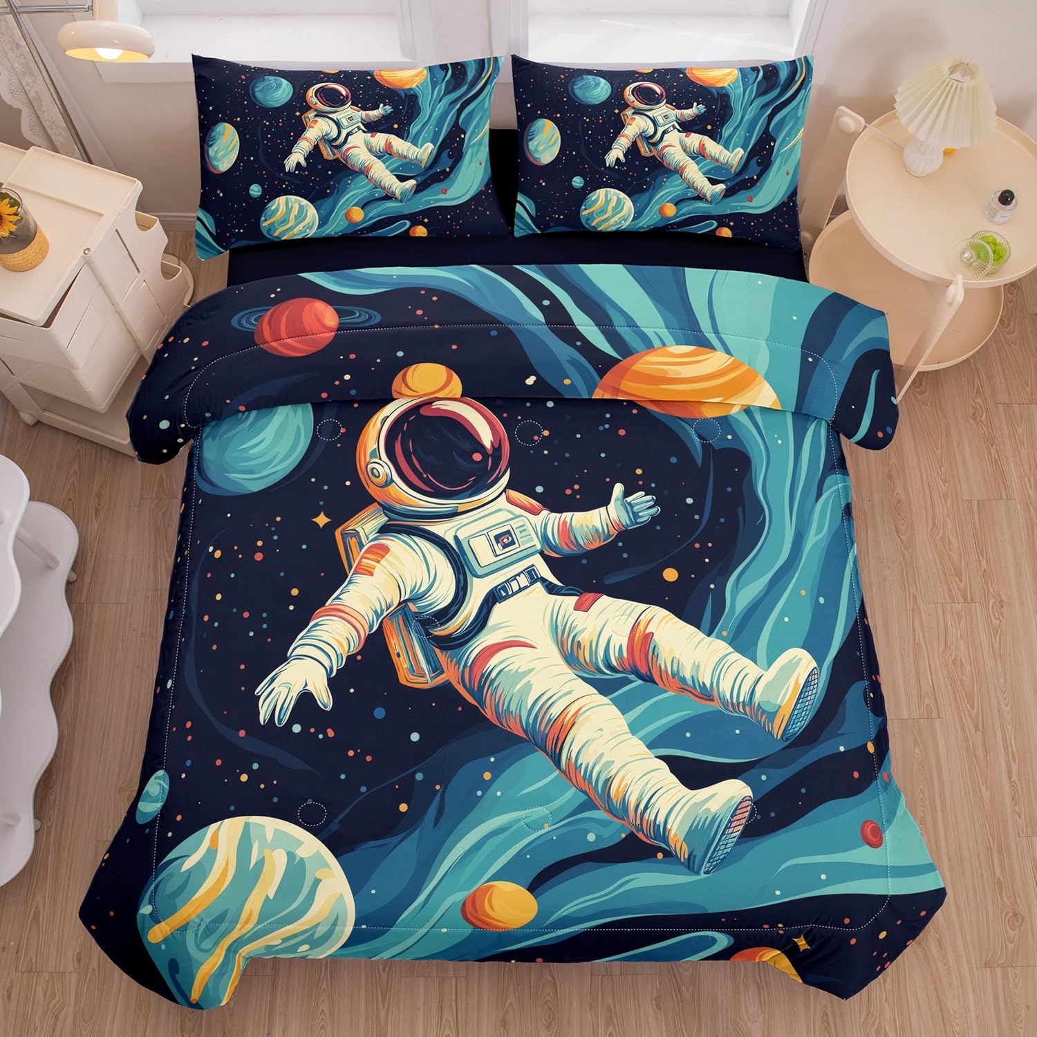 Space Astronaut Full Comforter Set, 5-Piece Boys Bedding with Galaxy and Astronaut Patterns for Kids