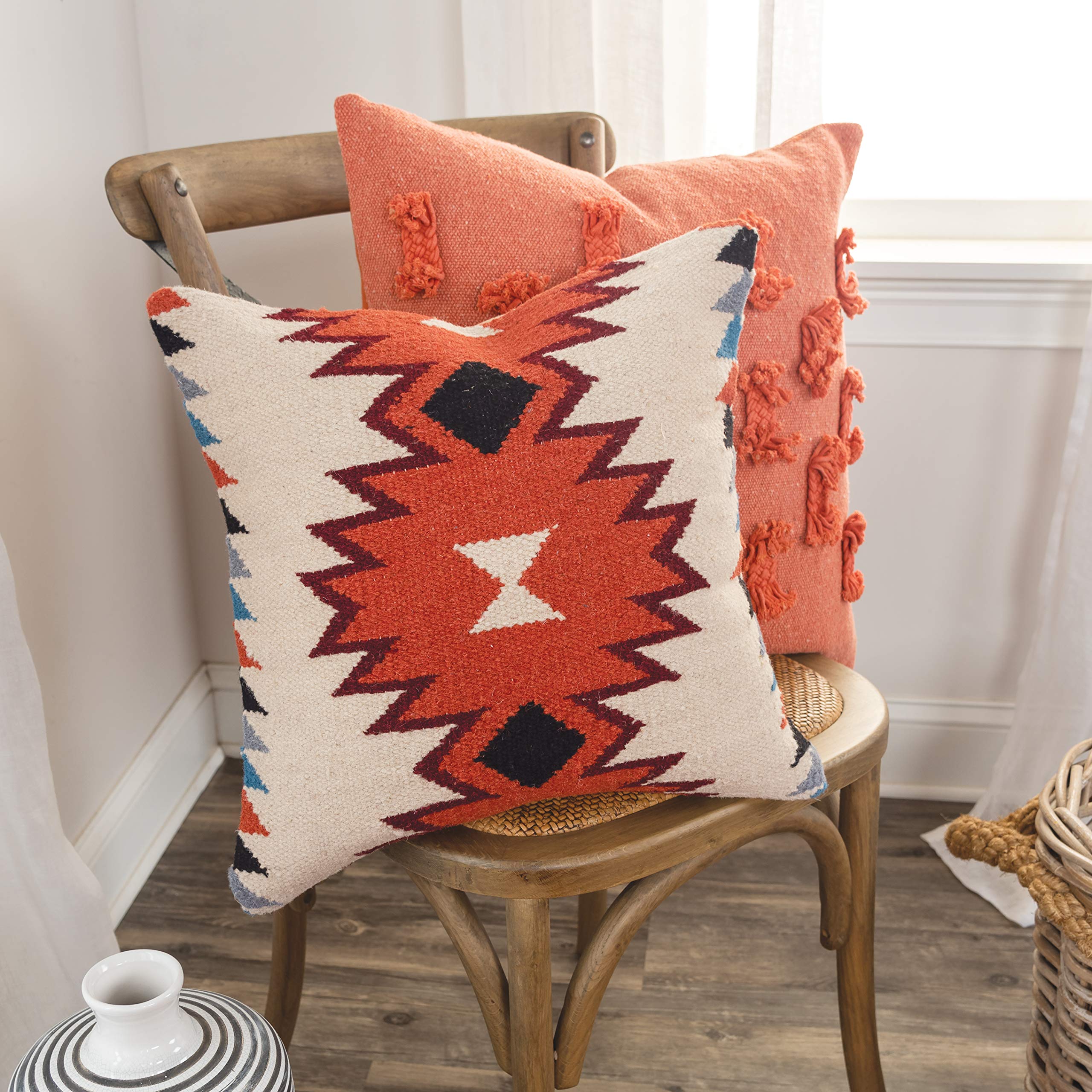 Amazon｜Rizzy Home | T05821 | ポリフィル装飾枕 | 45.7 cmx45.7 cm