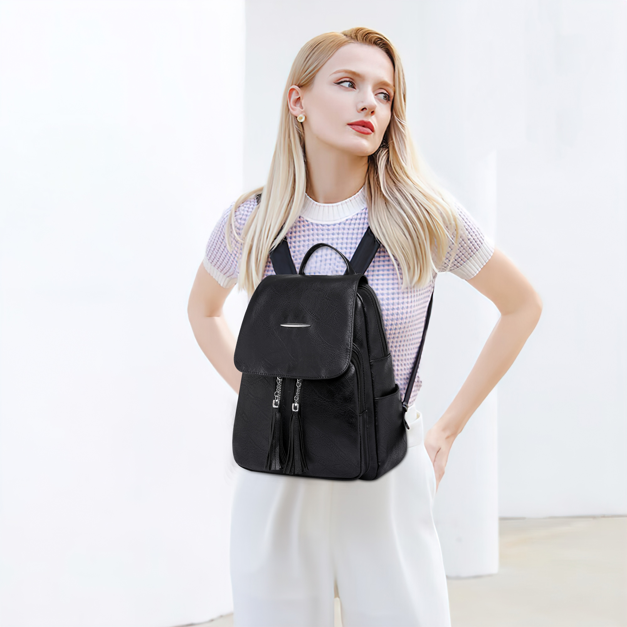 Zaino Donna DIRRONA 30x29x13 Cm, In Similpelle Impermeabile, Antifurto, 9 Tasche, Convertibile In Borsa A Tracolla
