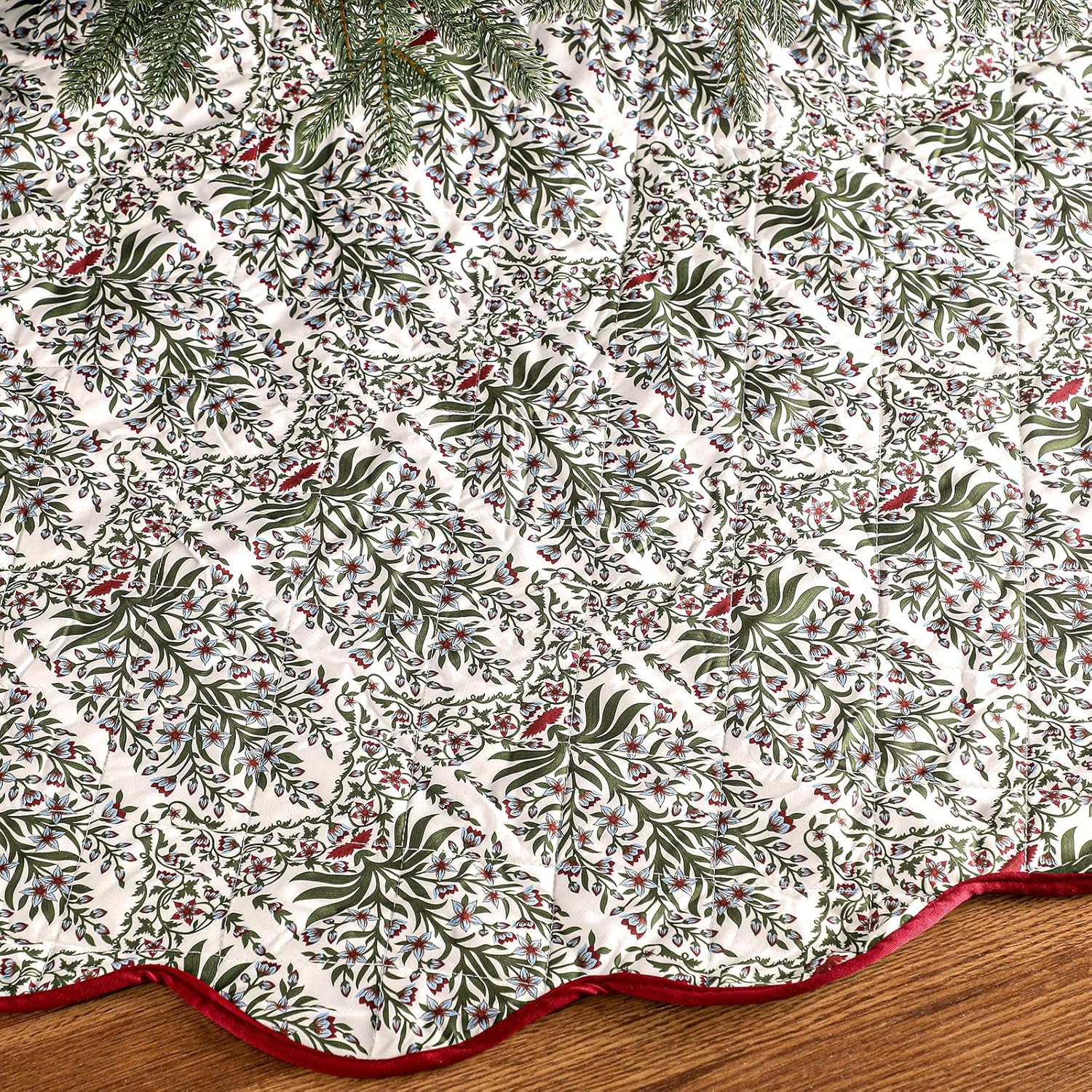 Quilted Christmas Tree Skirt - Vintage Floral Block Print Christmas Tree Skirt with Scalloped Edge Thicken Cotton for Home Decorations Holiday Party Gift(60 Inch,Gingham Floral,Orange)