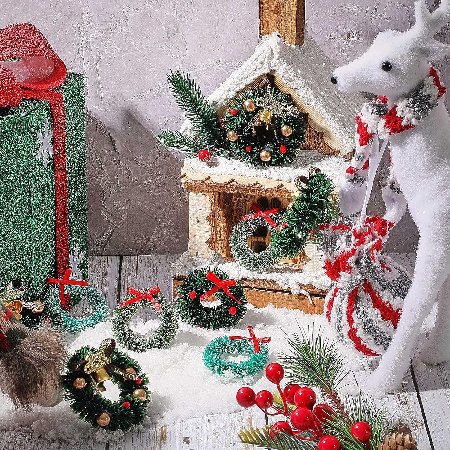 18 Pieces Dollhouse Miniature Christmas Wreath - Holiday Festival Decorations, Hanging Farmhouse Xmas Tree Decor, Mini Wreaths for Dollhouse Accessories - Image 3