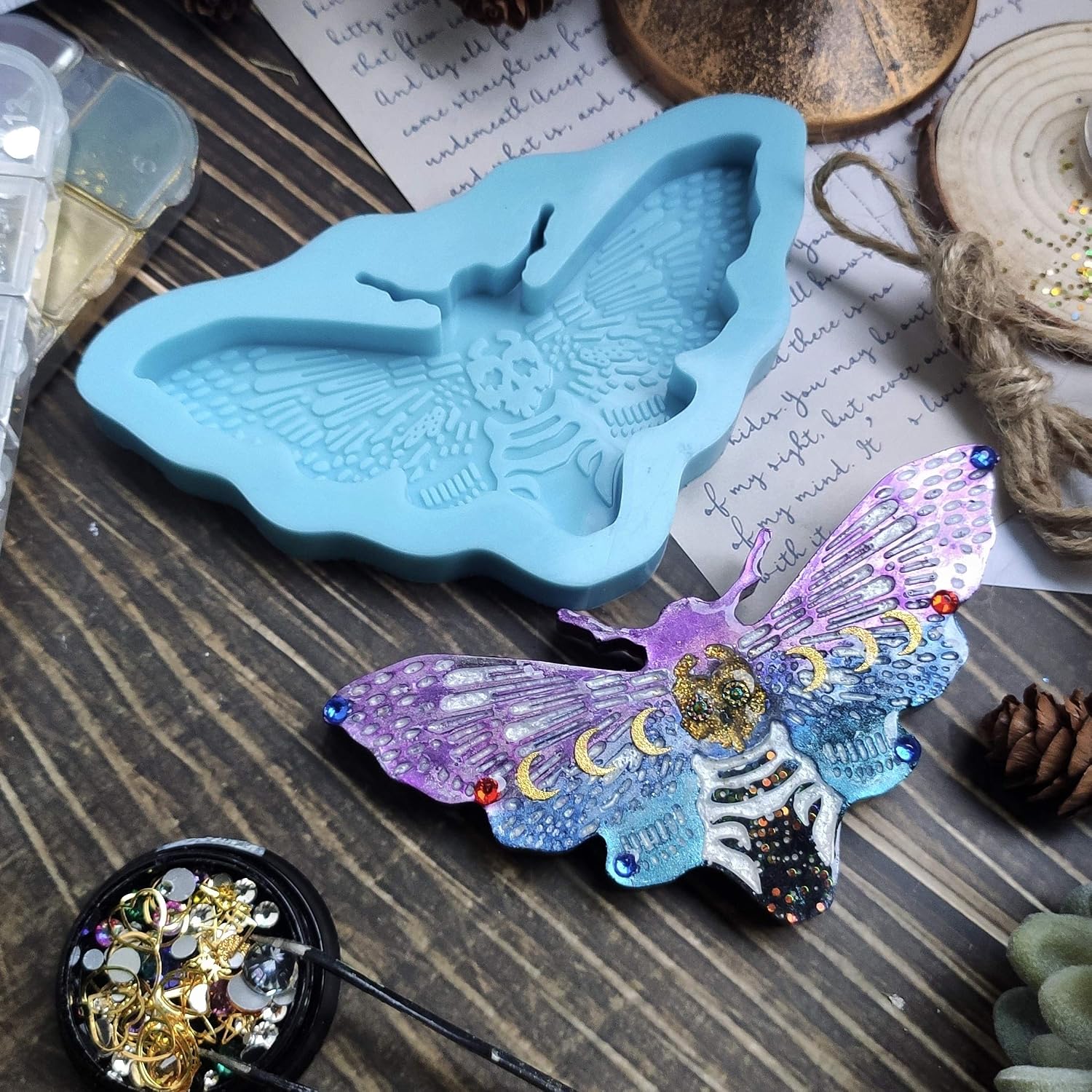 Death's Head Moth Epoxy Resin Silicone Mold Gothic Necklace Pendant Jewelry Casting Supplies Large 4.33x2.1x0.4inch