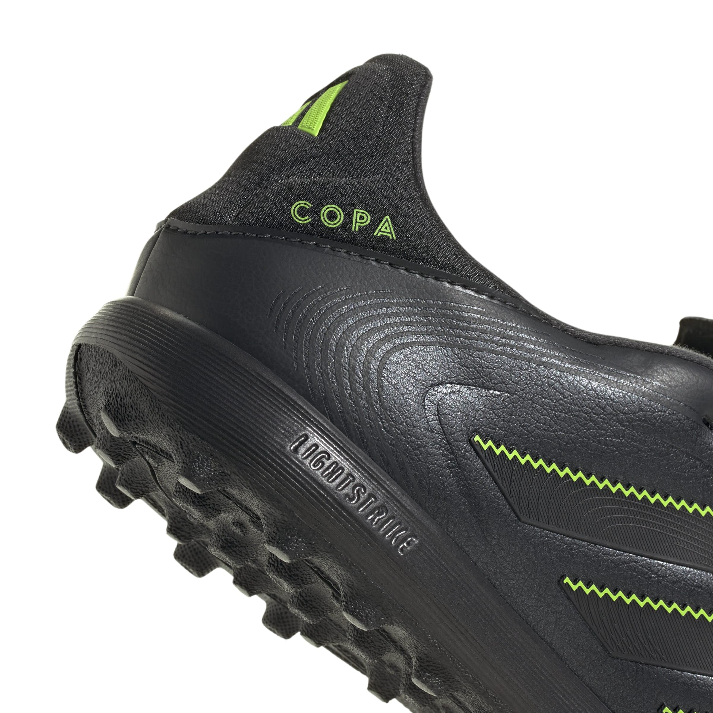 adidas Unisex Copa Pure 3 League Fußballschuh, Rollrasen