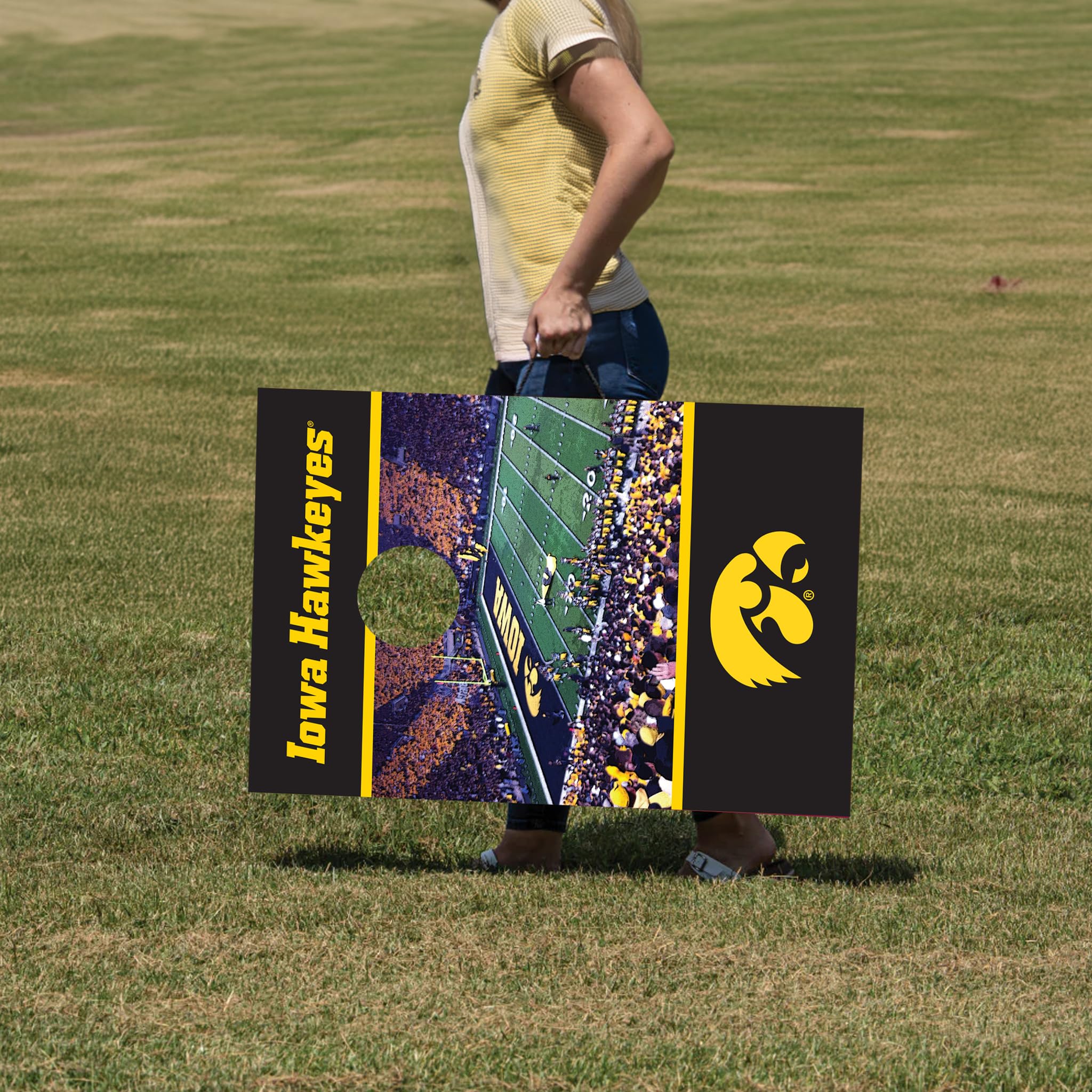VictoryStore Iowa Hawkeyes Kinnick Stadium - Iowa Cornhole – Bean Bag Toss Tailgate Game Set