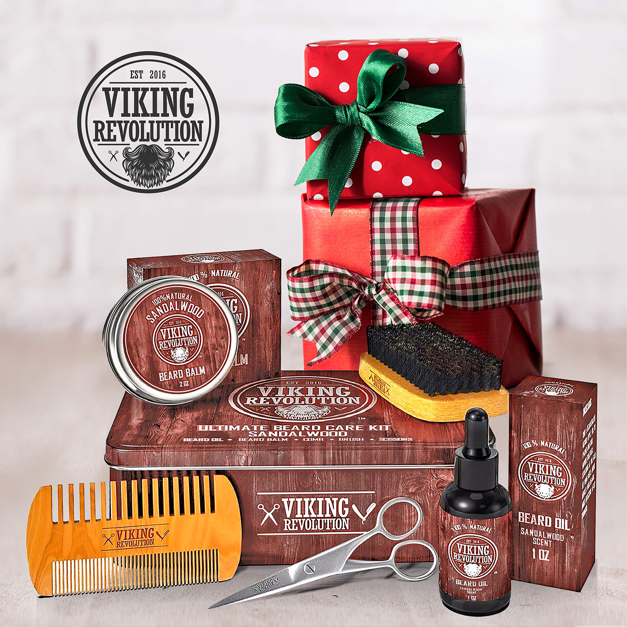 Viking Revolution - Kit Barbe Homme - Brosse en Poils de Sanglier, Peigne, Baume & Huile, Ciseaux pour Barbe & Moustache - Cadeau Homme - Bois de Santal