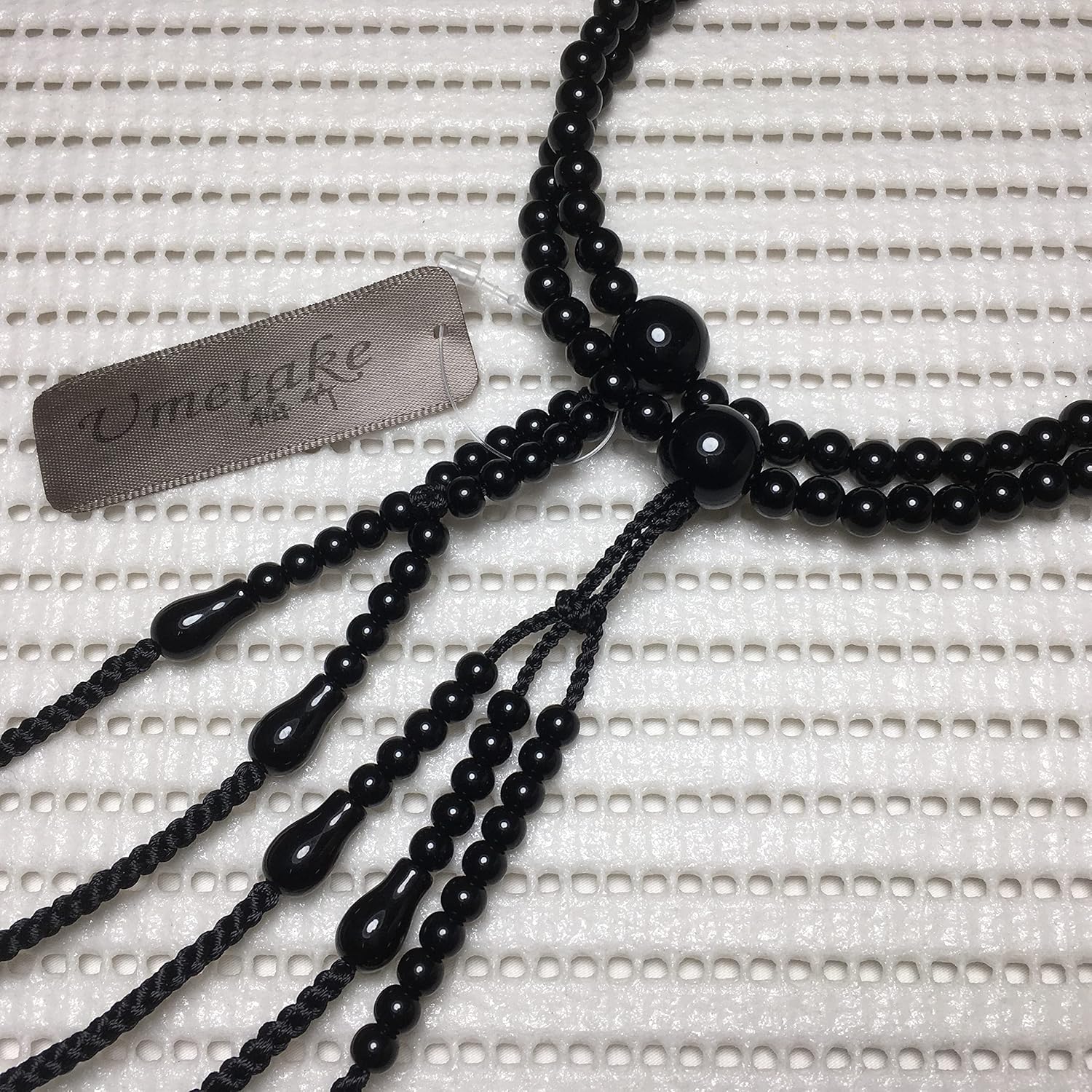 UMT Buddhist Prayer Beads 33cm Nichiren juzu Black Acrylic Beads and Black Woven Balls Buddha Rosary Nenju